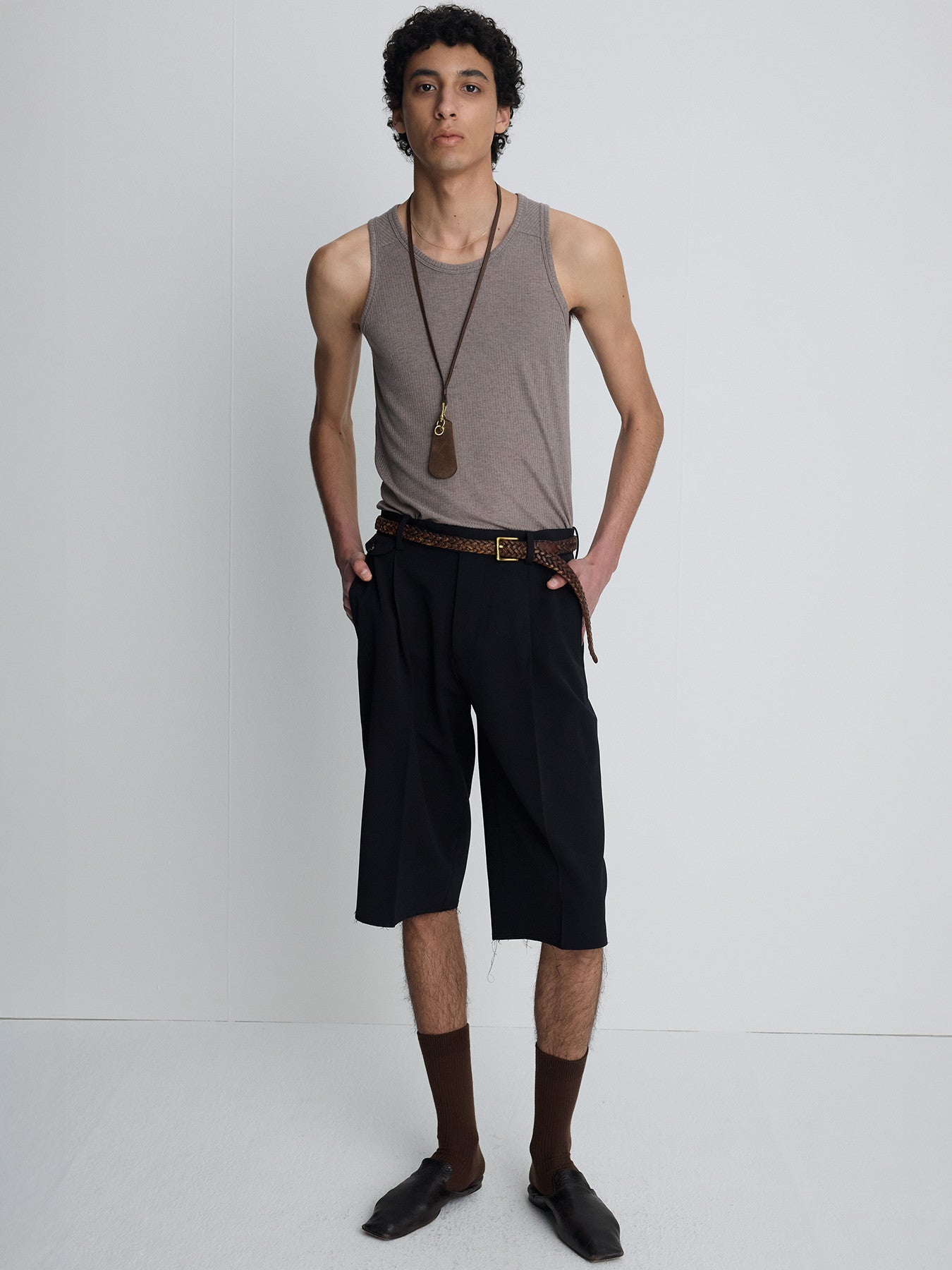 Tonywack - Raw-Cut Wool Pleated Tailored Shorts (Dark Navy) product image 9 | TRAB K-Fashion Australia
