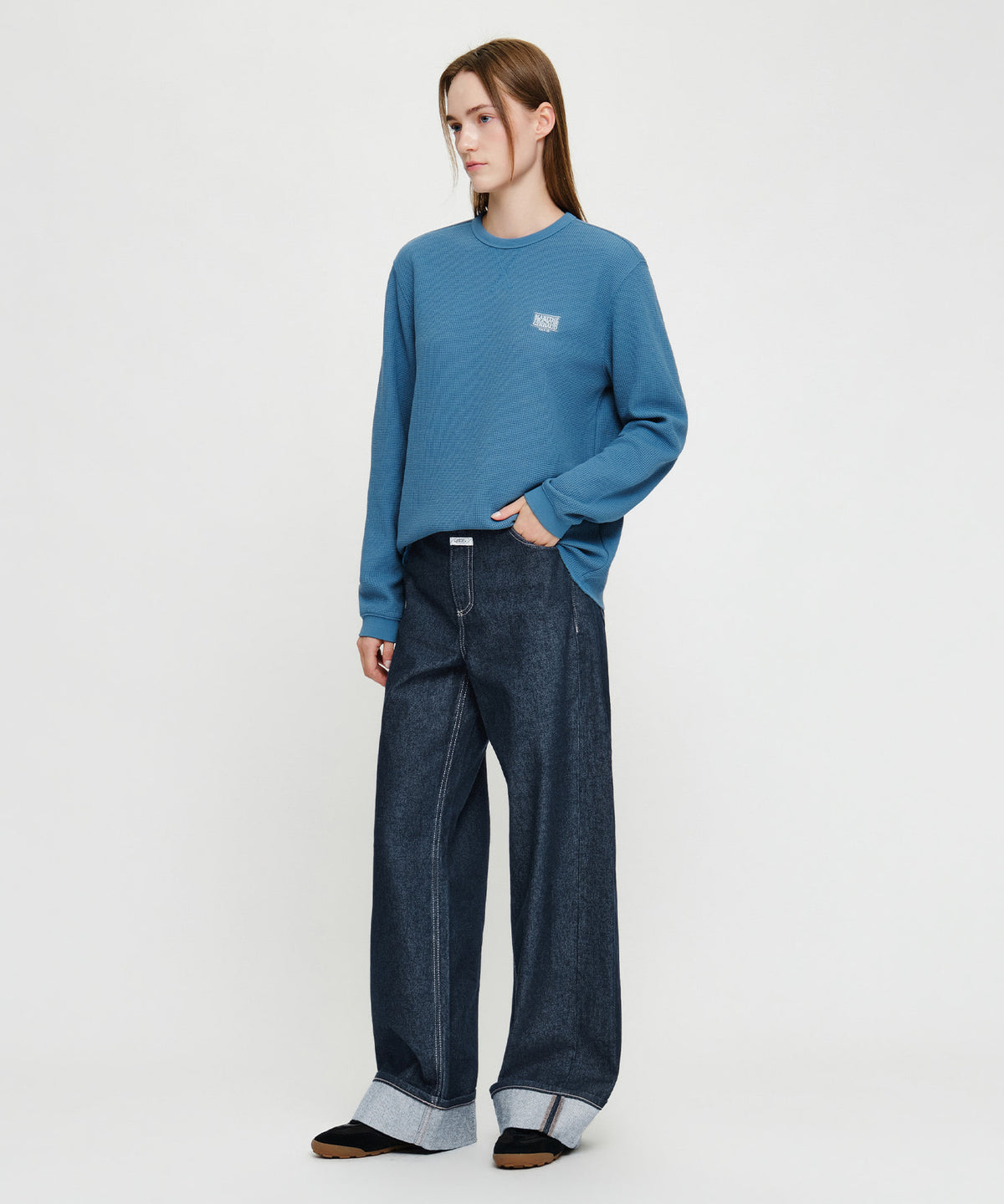 Marithe & Francois Girbaud - [Pre-order – Ships 7 Oct] Semi-wide Turn Up Denim Pants (Indigo) product image 5 | TRAB K-Fashion Australia