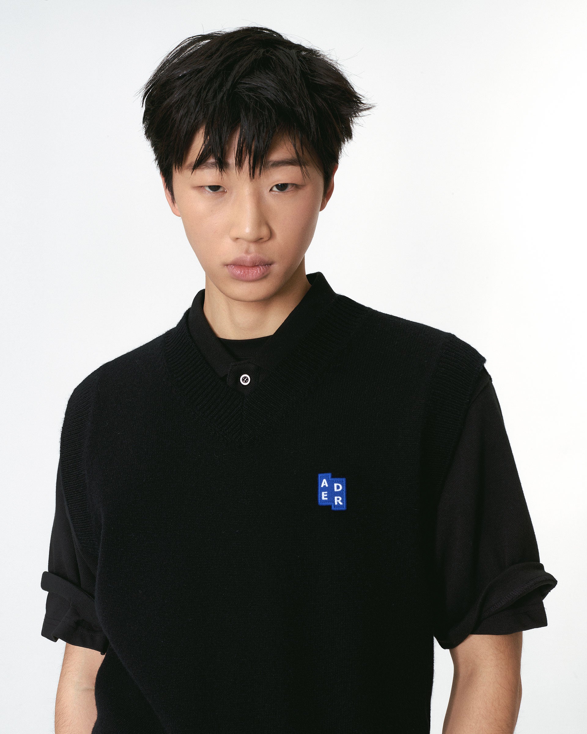 Ader Error - Sig; BL Tag knit vest 01 (Noir) product image 2 | TRAB K-Fashion Australia