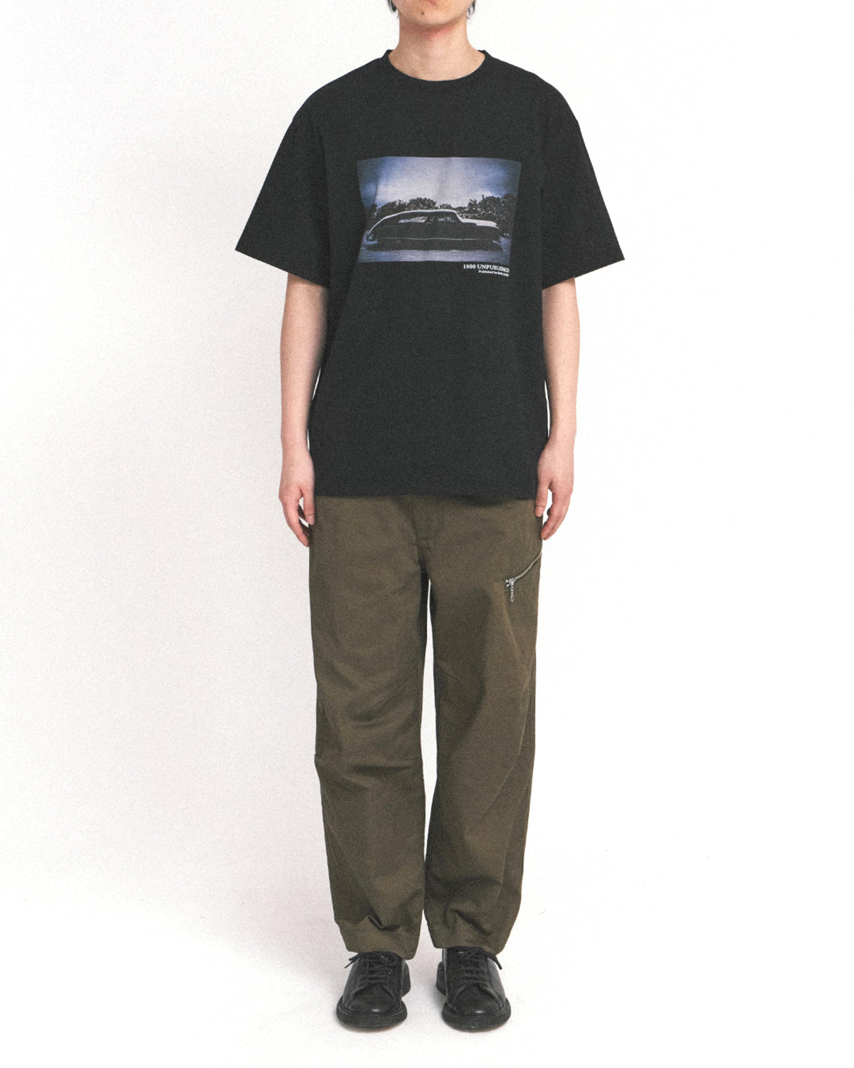 Eastlogue - Vintage Photo Piece T-shirt (Black) product image 1 | TRAB K-Fashion Australia