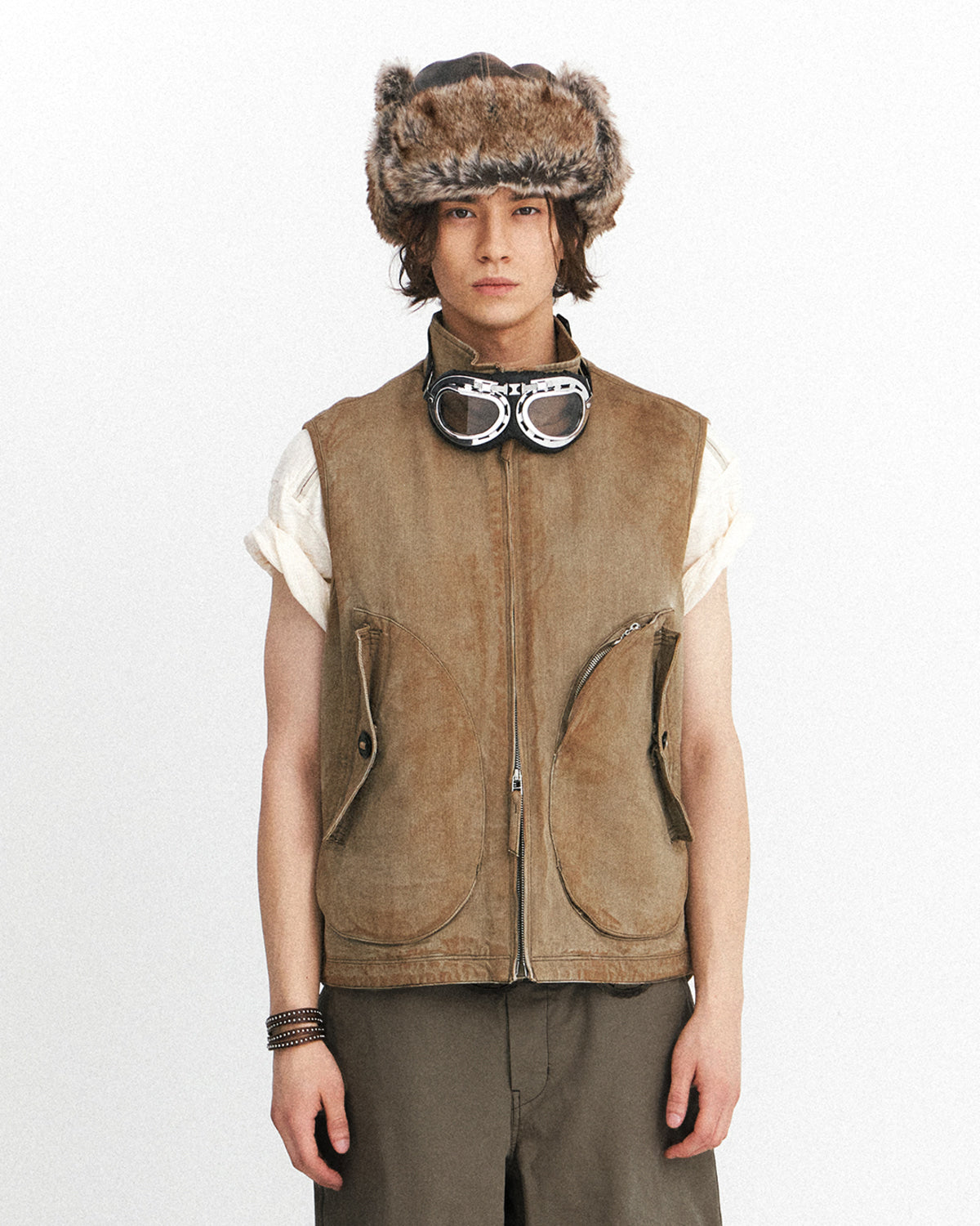 Eastlogue - Deck Vest (Washed Khaki) product image 2 | TRAB K-Fashion Australia