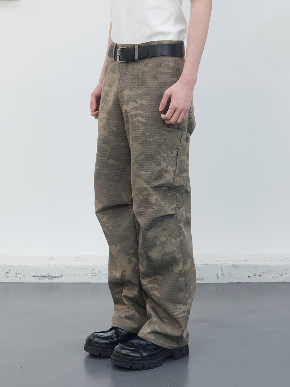 Kijun - Reverse Camouflage Pants (Sand) product image 2 | TRAB K-Fashion Australia