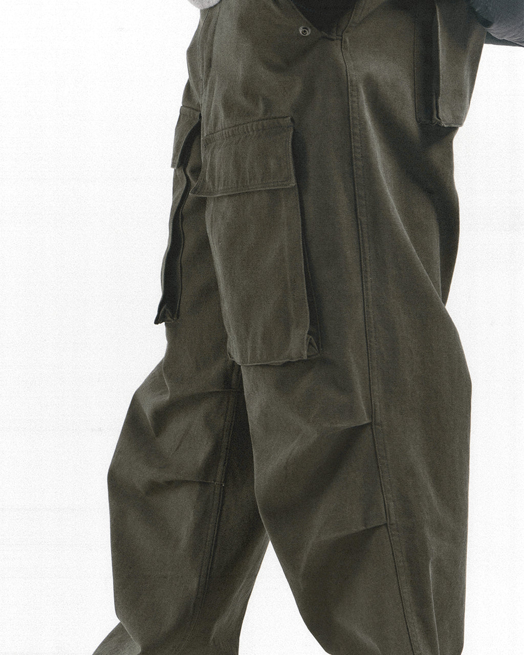 Eastlogue - Cbr Pants (Olive) product image 3 | TRAB K-Fashion Australia