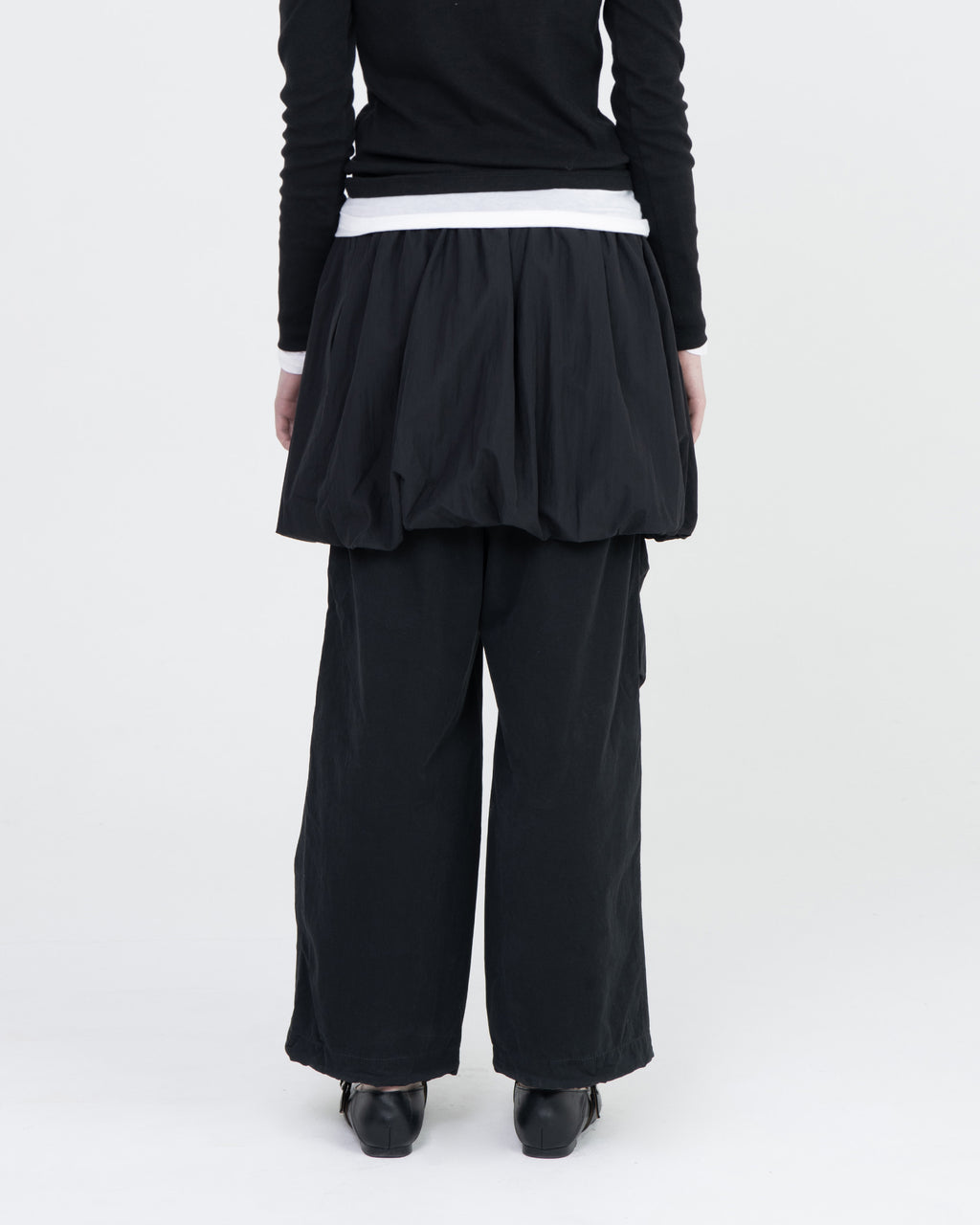Brownyard - Balloon Skirt (Black) product image 2 | TRAB K-Fashion Australia