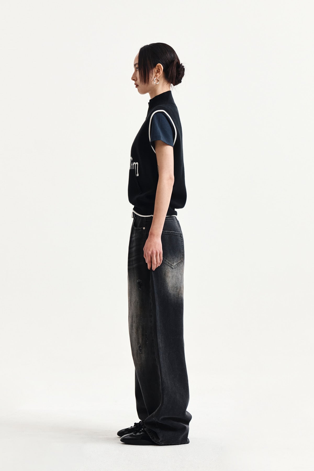 Matin Kim - Matin Kim Spell Point Knit Zip Up Vest (Black) product image 6 | TRAB K-Fashion Australia