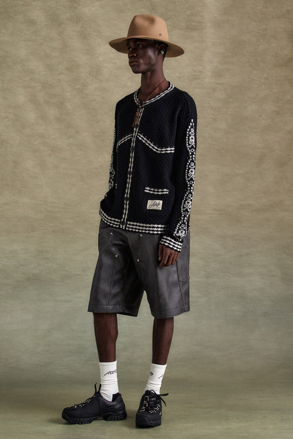 Andersson Bell - Fantasia Round-Neck Cardigan (Black) product image 3 | TRAB K-Fashion Australia