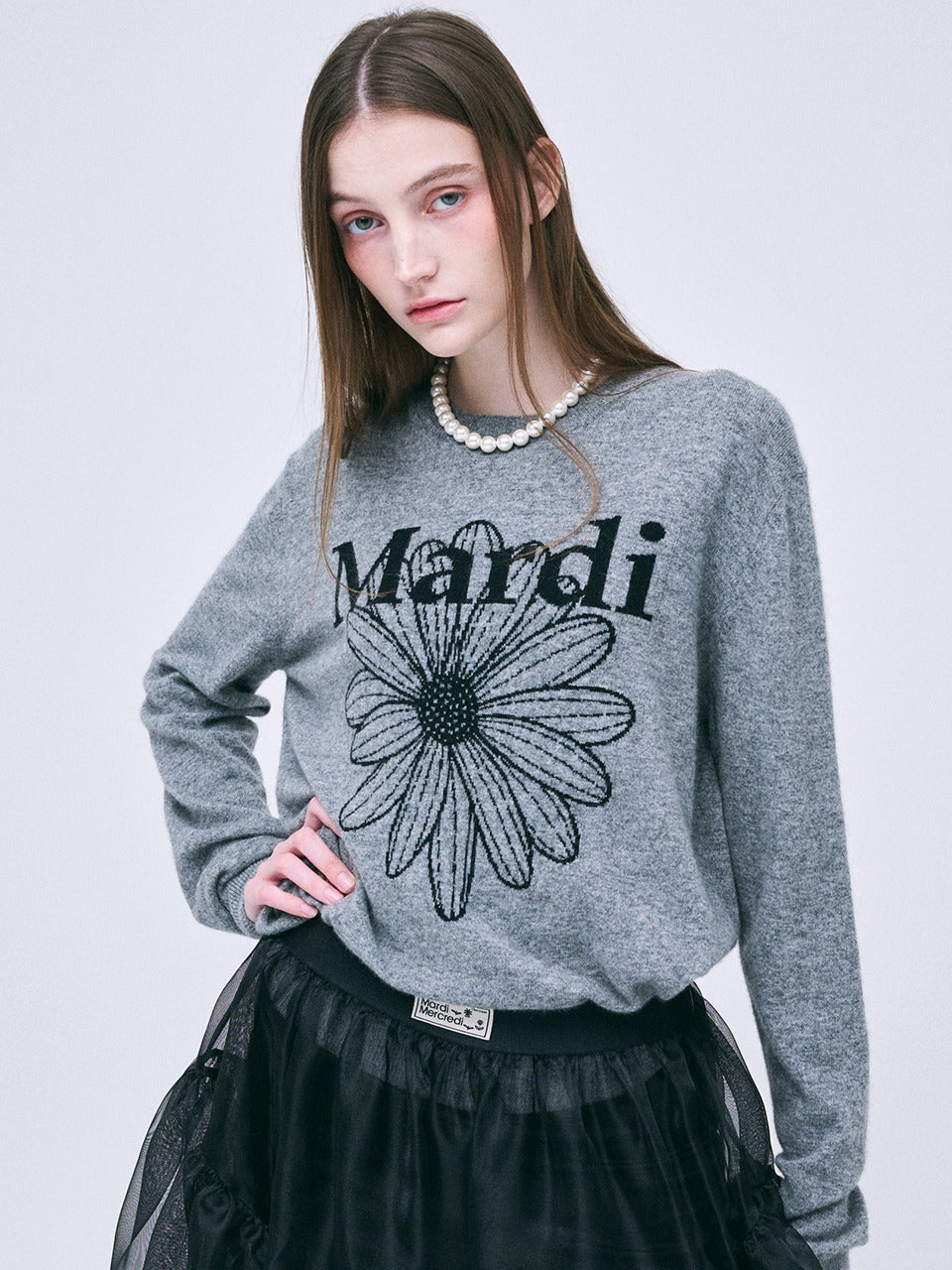 Mardi Mercredi - Cashmere Crew Neck Flowermardi (Grey Black) product image 1 | TRAB K-Fashion Australia