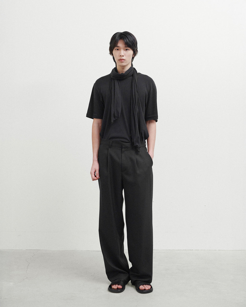 Brownyard - Wool One Tuck Trouser (Black) product image 1 | TRAB K-Fashion Australia
