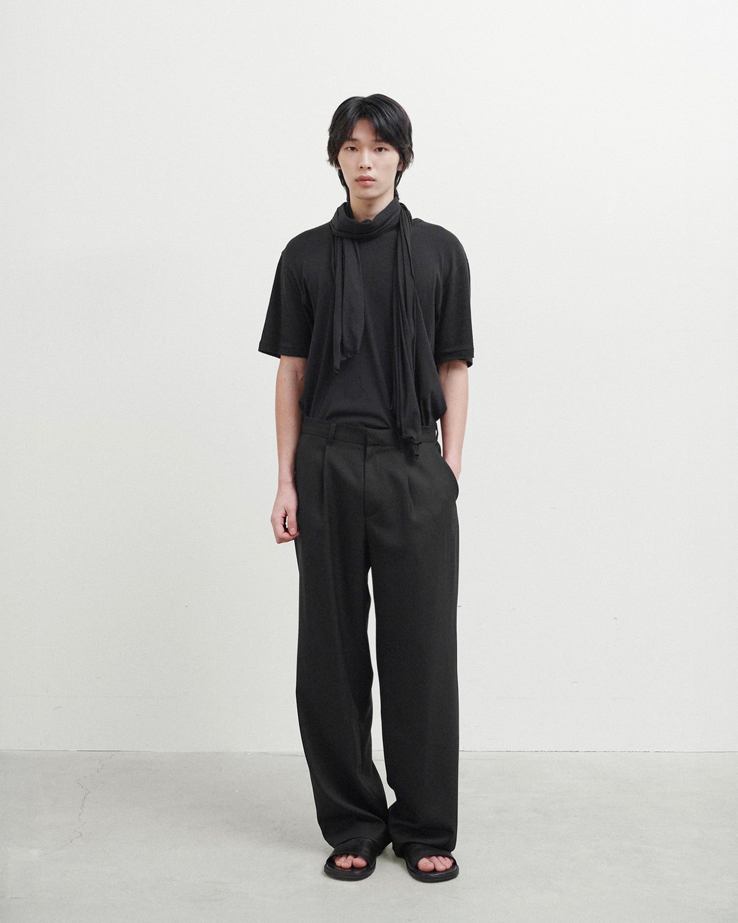 Brownyard - Wool One Tuck Trouser (Black) product image 1 | TRAB K-Fashion Australia