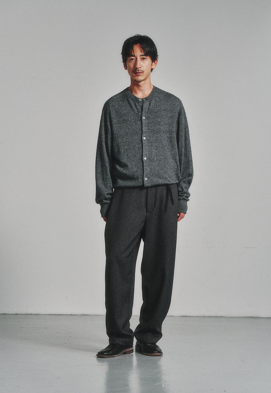 Art if acts - Wholegarment Round Neck Cardigan (Charcoal) product image 2 | TRAB K-Fashion Australia