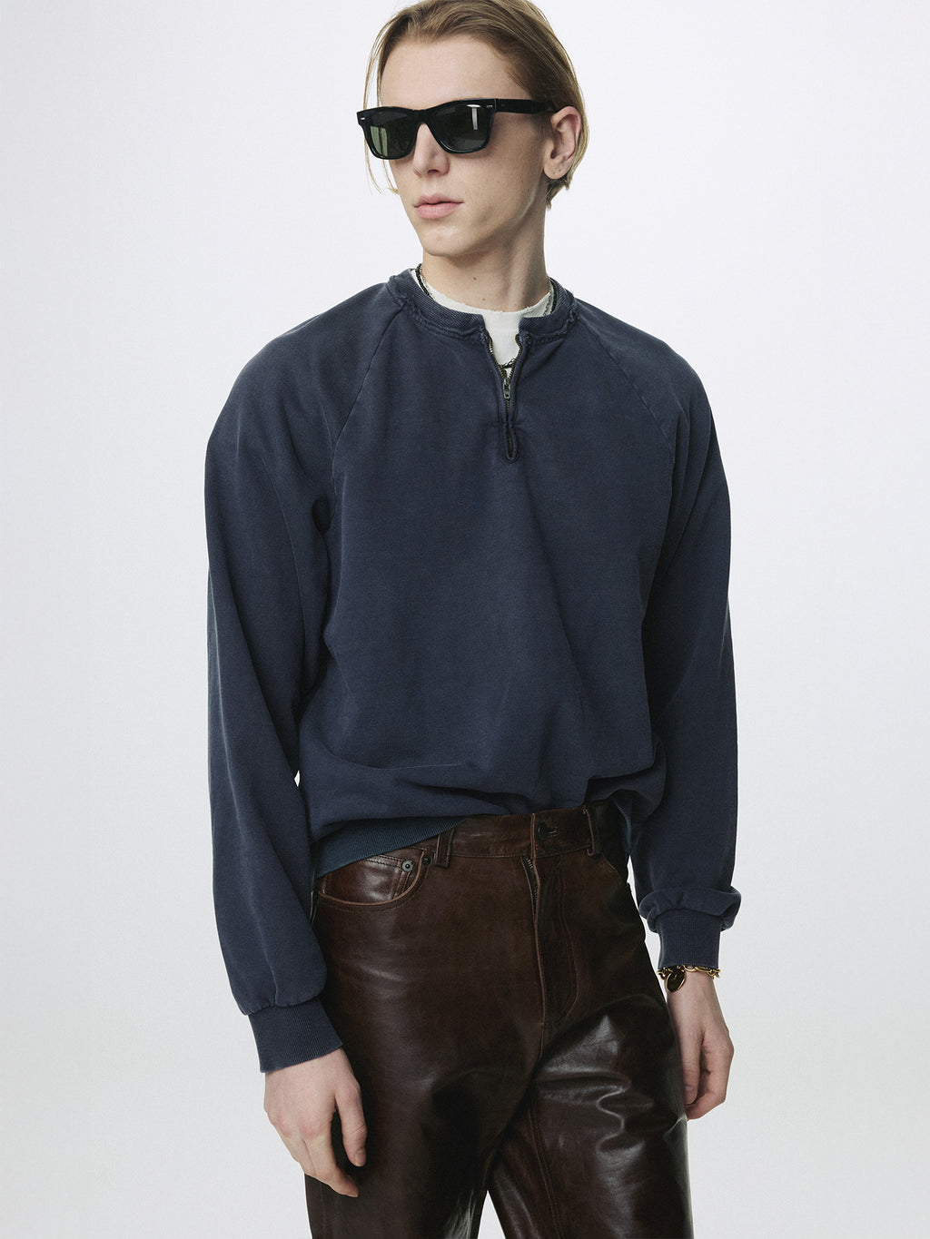 Tonywack - Garment Dyed Zip Sweatshirt (Faded Navy) product image 5 | TRAB K-Fashion Australia