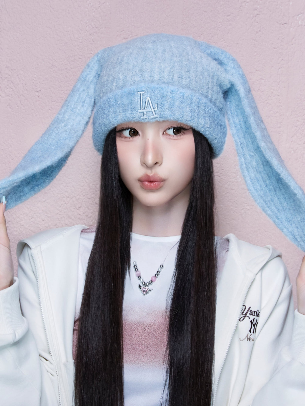 MLB Korea - MLB Bernie Beanie LA Dodgers (Sky Blue) product image 1 | TRAB K-Fashion Australia