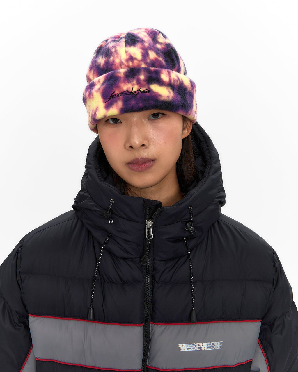 yeseyesee - Lure Fleece Beanie (Infrared) product image 4 | TRAB K-Fashion Australia