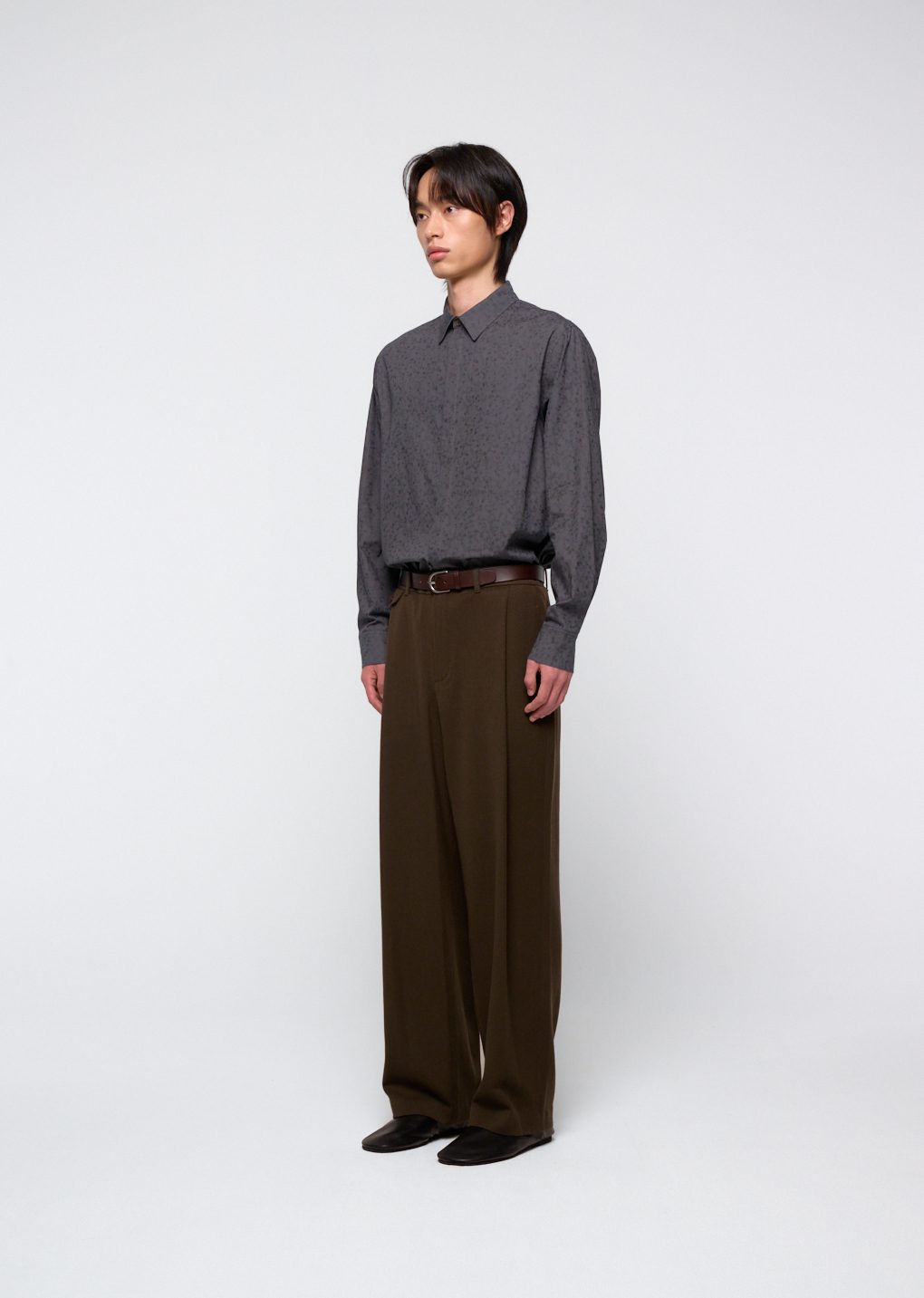 Amomento - Floral basic shirt (Grey) product image 3 | TRAB K-Fashion Australia