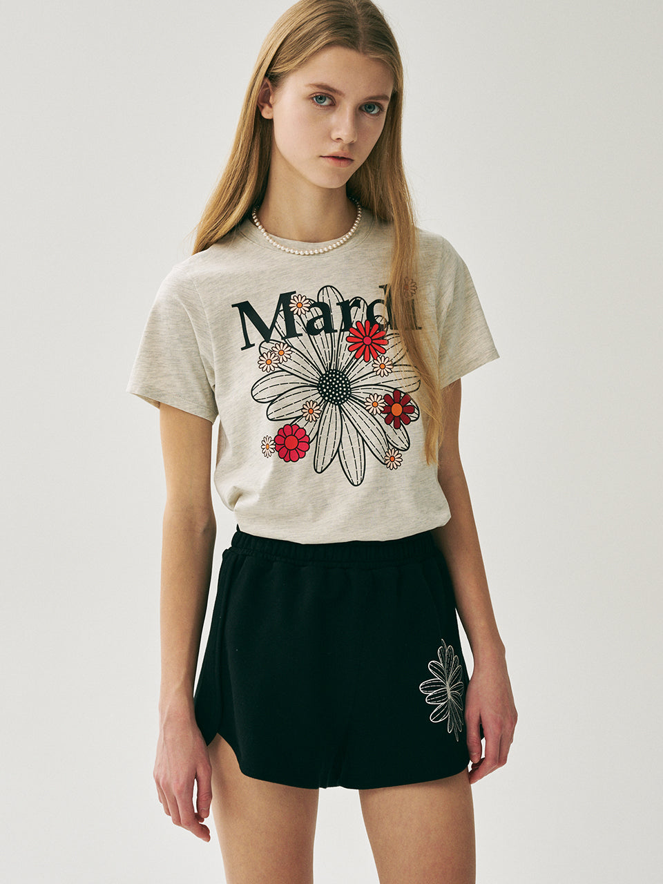 Mardi Mercredi - Slim Tshirt Flowermardi Blossom (Oatmeal Black) product image 1 | TRAB K-Fashion Australia