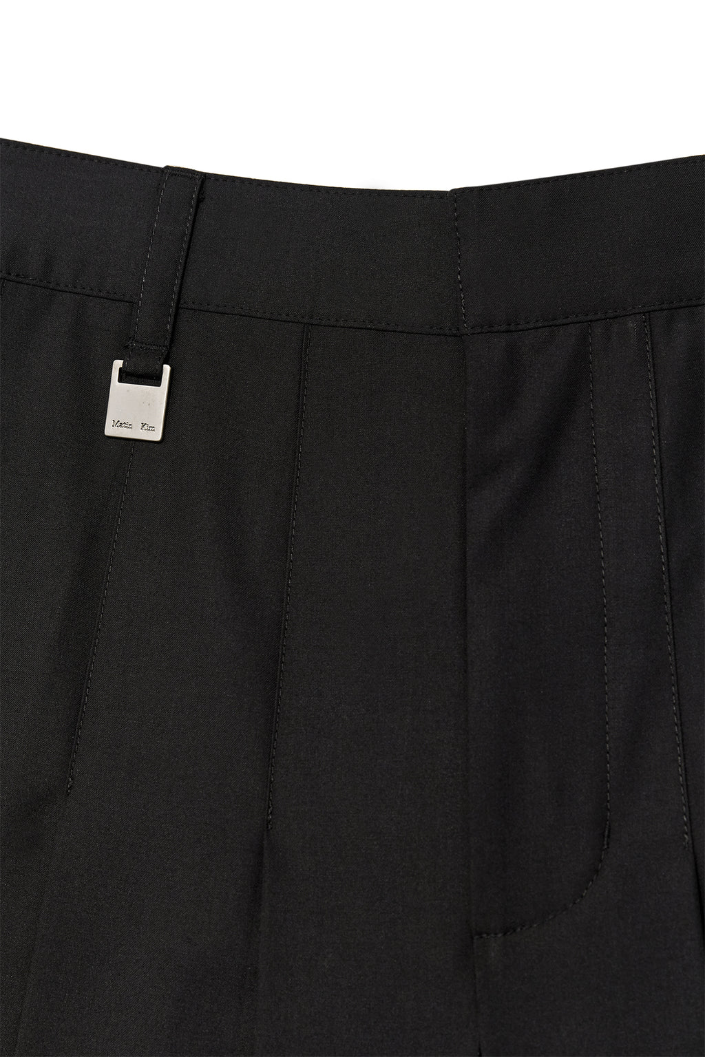 Matin Kim - Bermuda Pleats Skirt Pants (Black) product image 3 | TRAB K-Fashion Australia