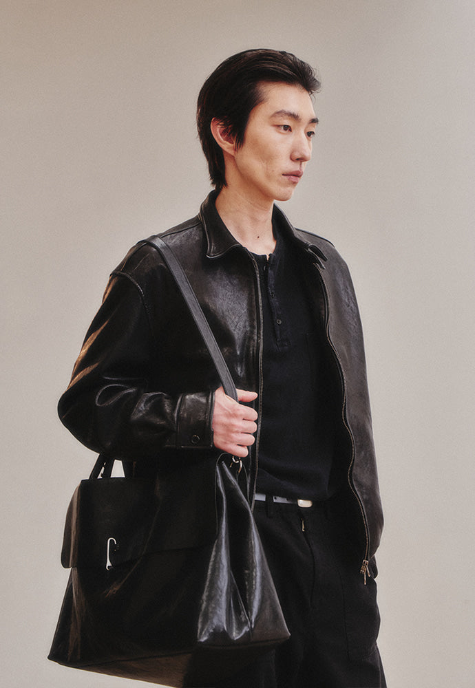 Art if acts - Leather Weekend Bag (Black) product image 4 | TRAB K-Fashion Australia