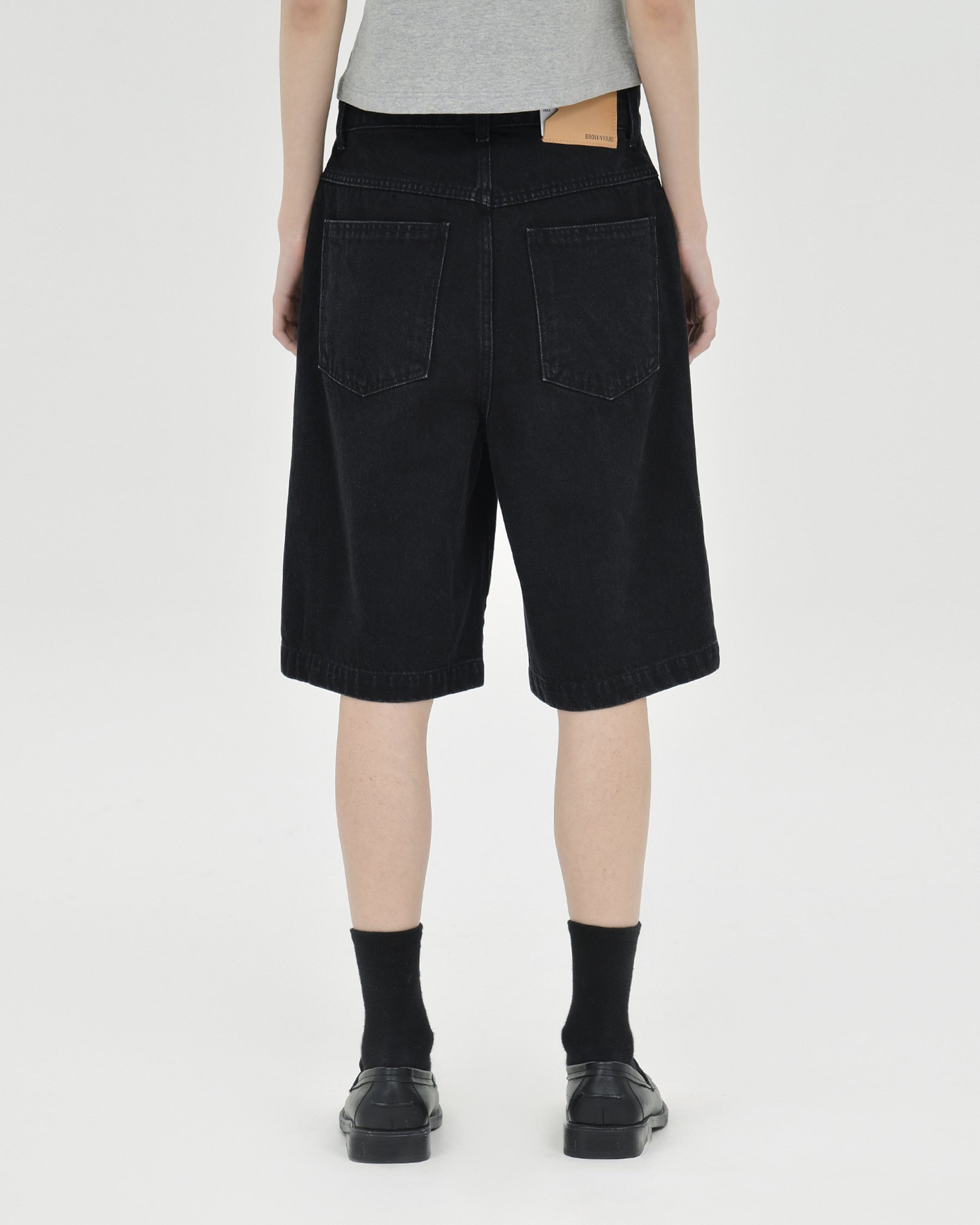 Brownyard - Bermuda Denim Pants (Black) product image 2 | TRAB K-Fashion Australia