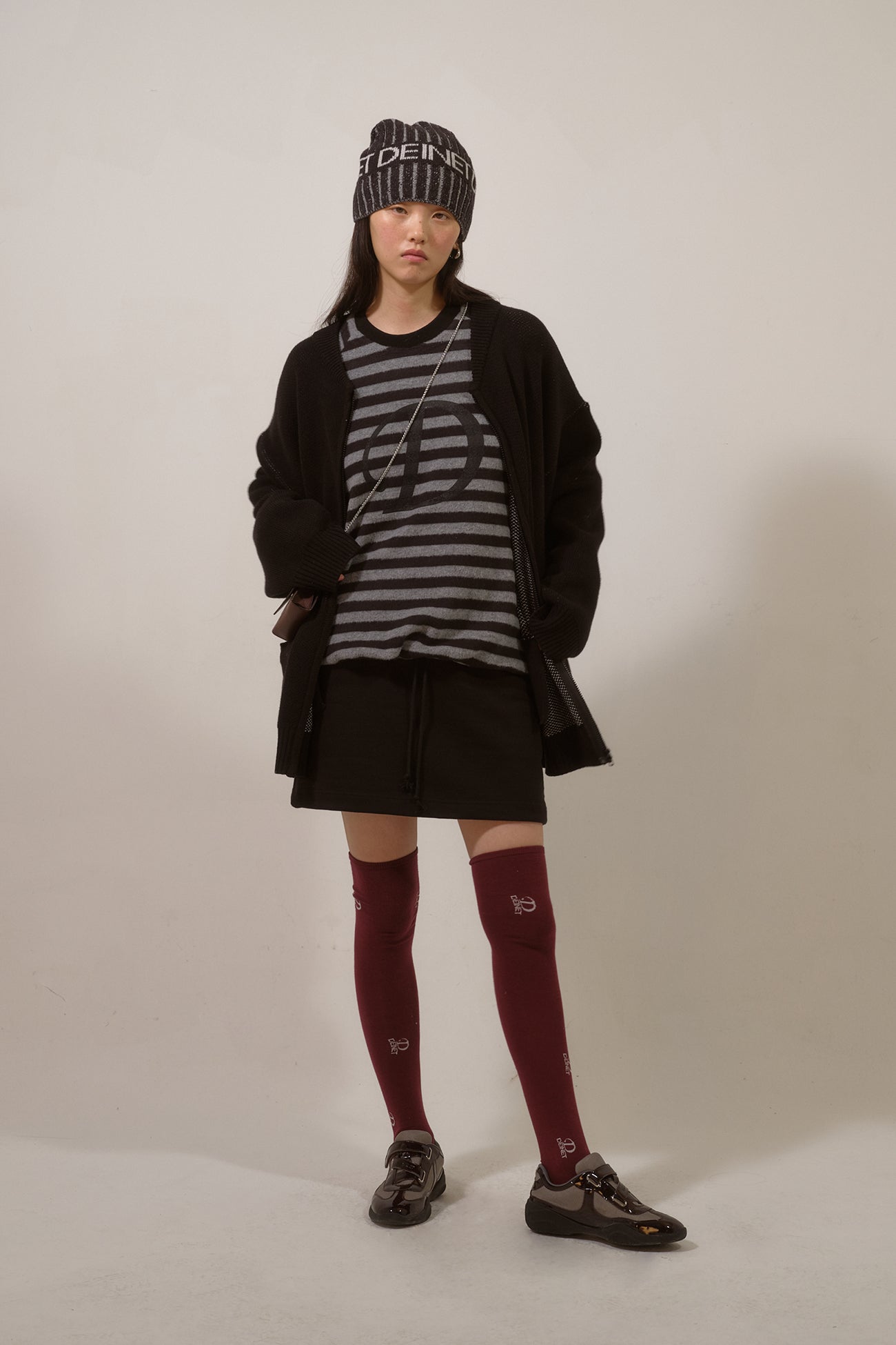 Deinet - D Jacquard Long Knit Zip-Up (Black) product image 5 | TRAB K-Fashion Australia