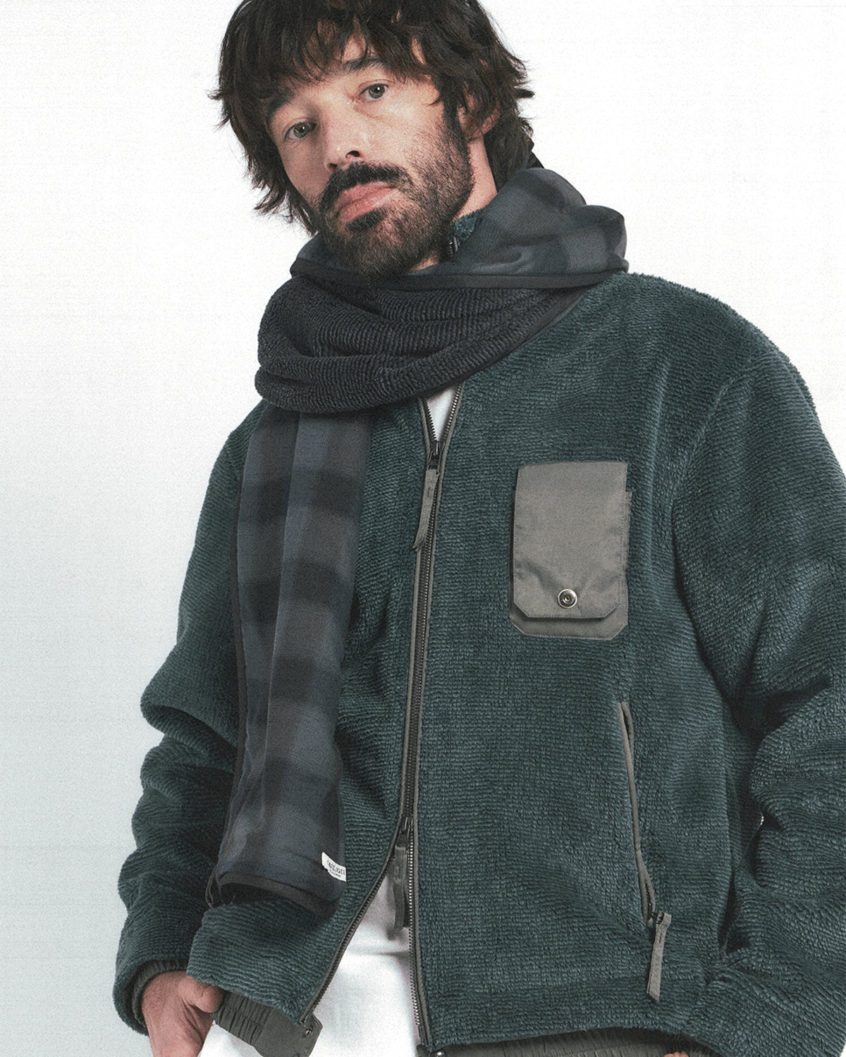 Eastlogue - Reversible Fleece Scarf (Black) product image 3 | TRAB K-Fashion Australia
