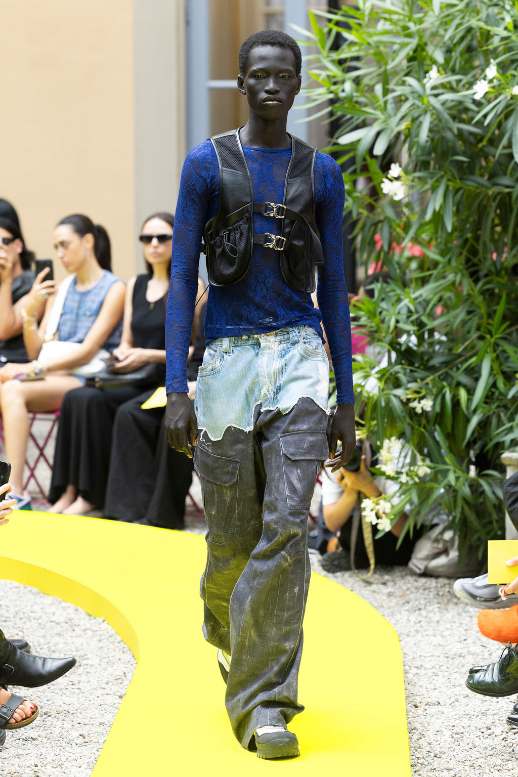 Andersson Bell - Sina Faux-Leather Vest (Black) product image 6 | TRAB K-Fashion Australia