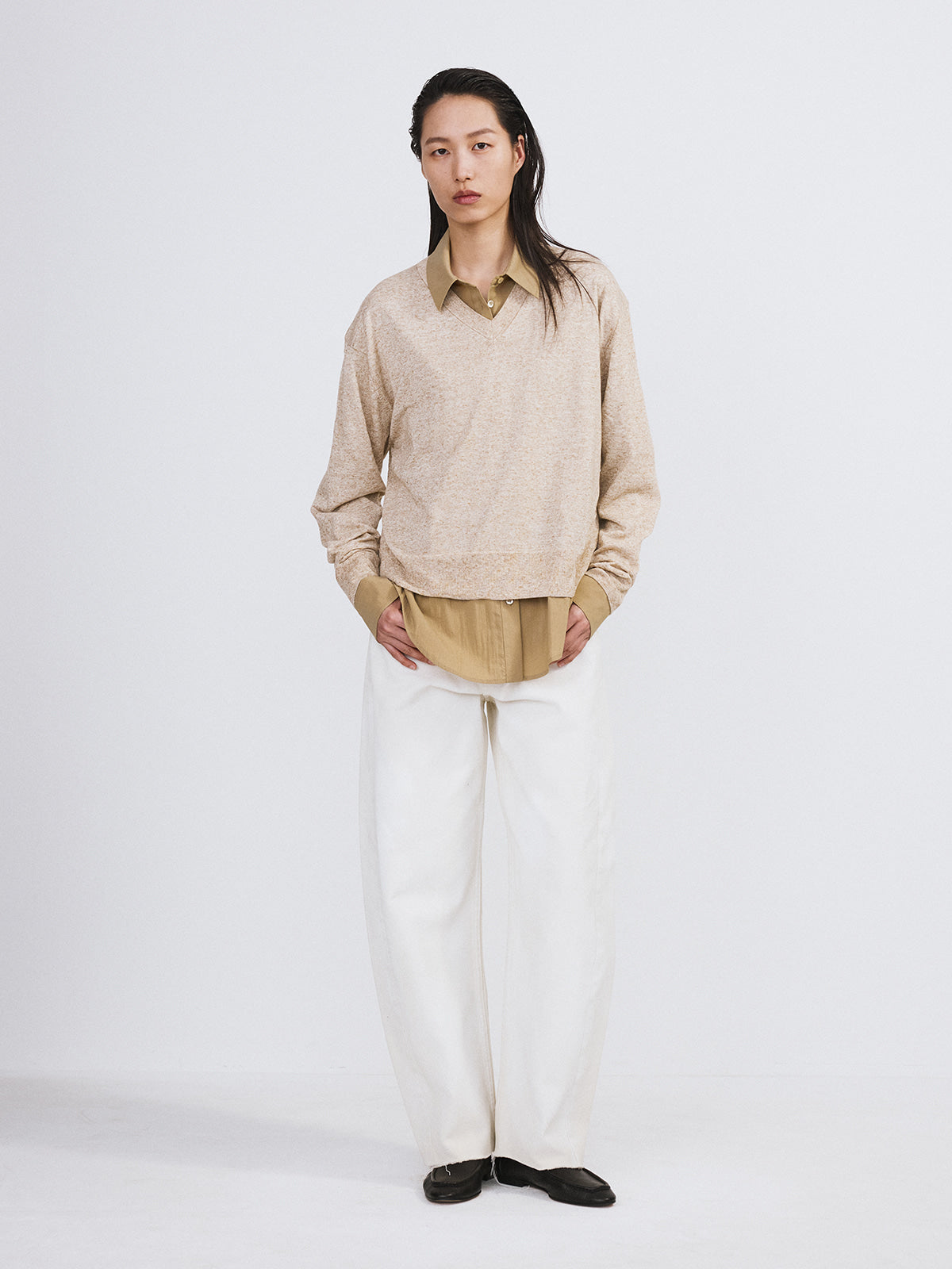 Recto - Painted Detail Curved Denim Pants (Ecru) product image 2 | TRAB K-Fashion Australia