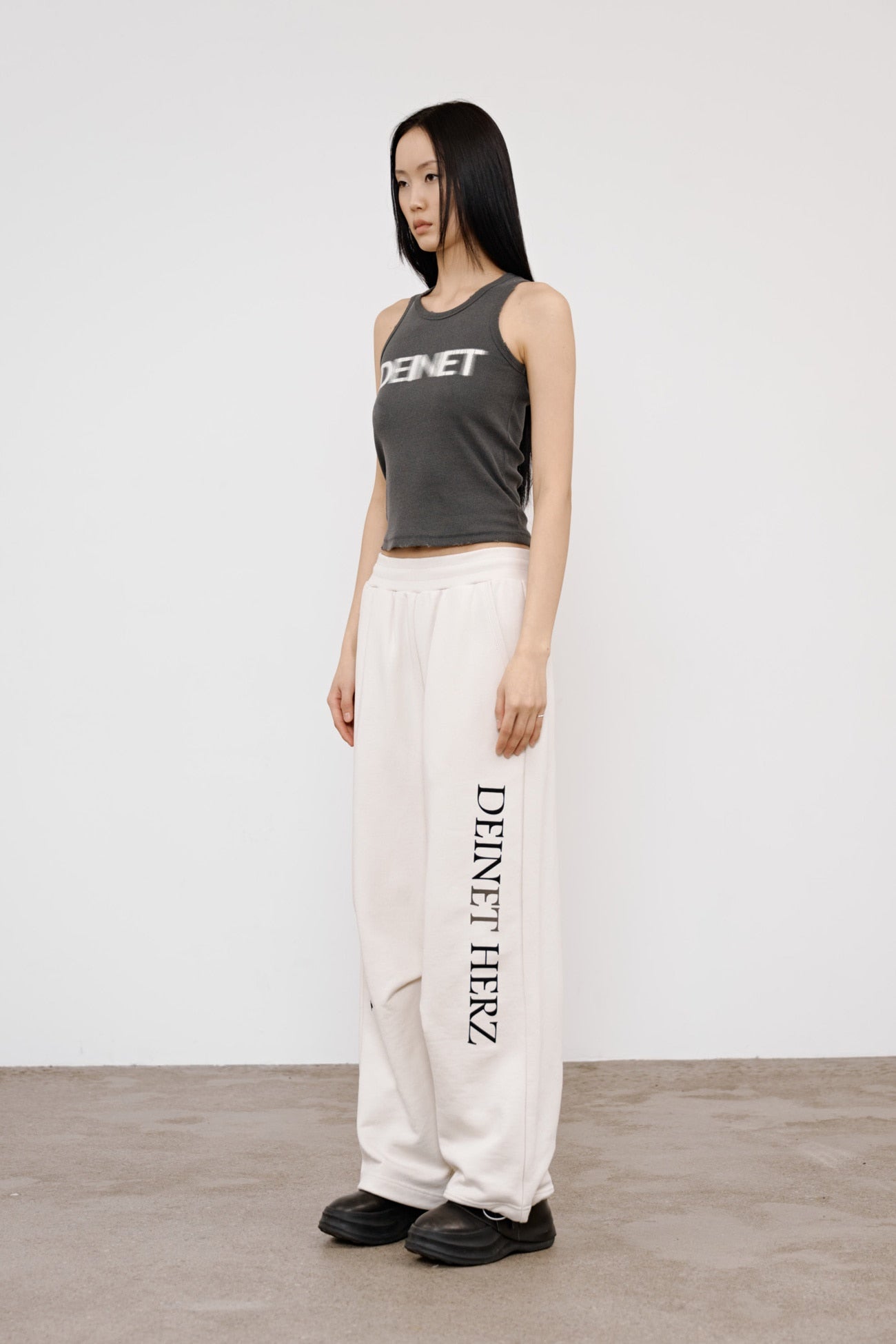 Deinet - Graphic Sleeveless (Charcoal) product image 2 | TRAB K-Fashion Australia