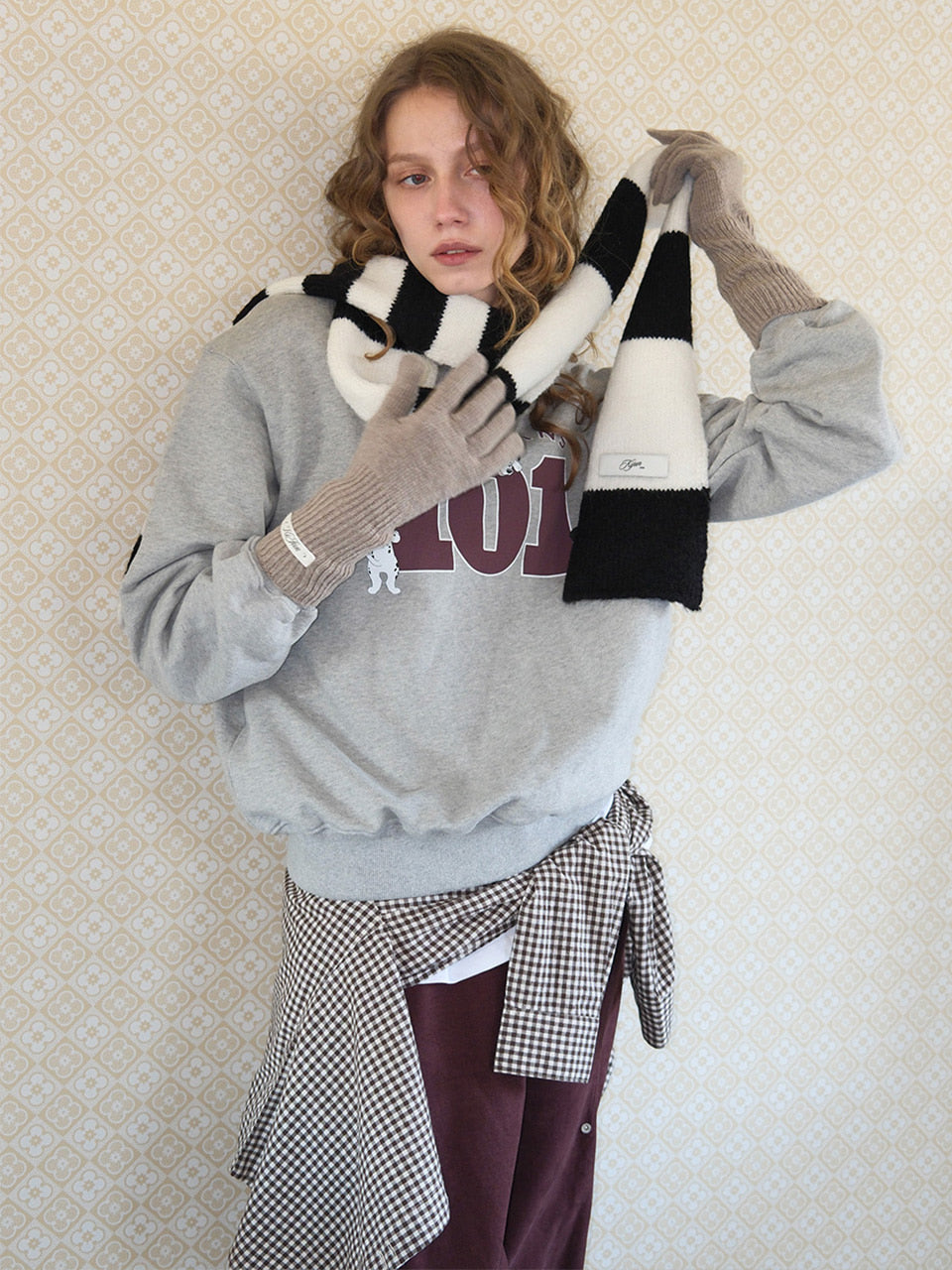 Kijun - Studded Logo Wool Gloves (6Colors) product image 3 | TRAB K-Fashion Australia