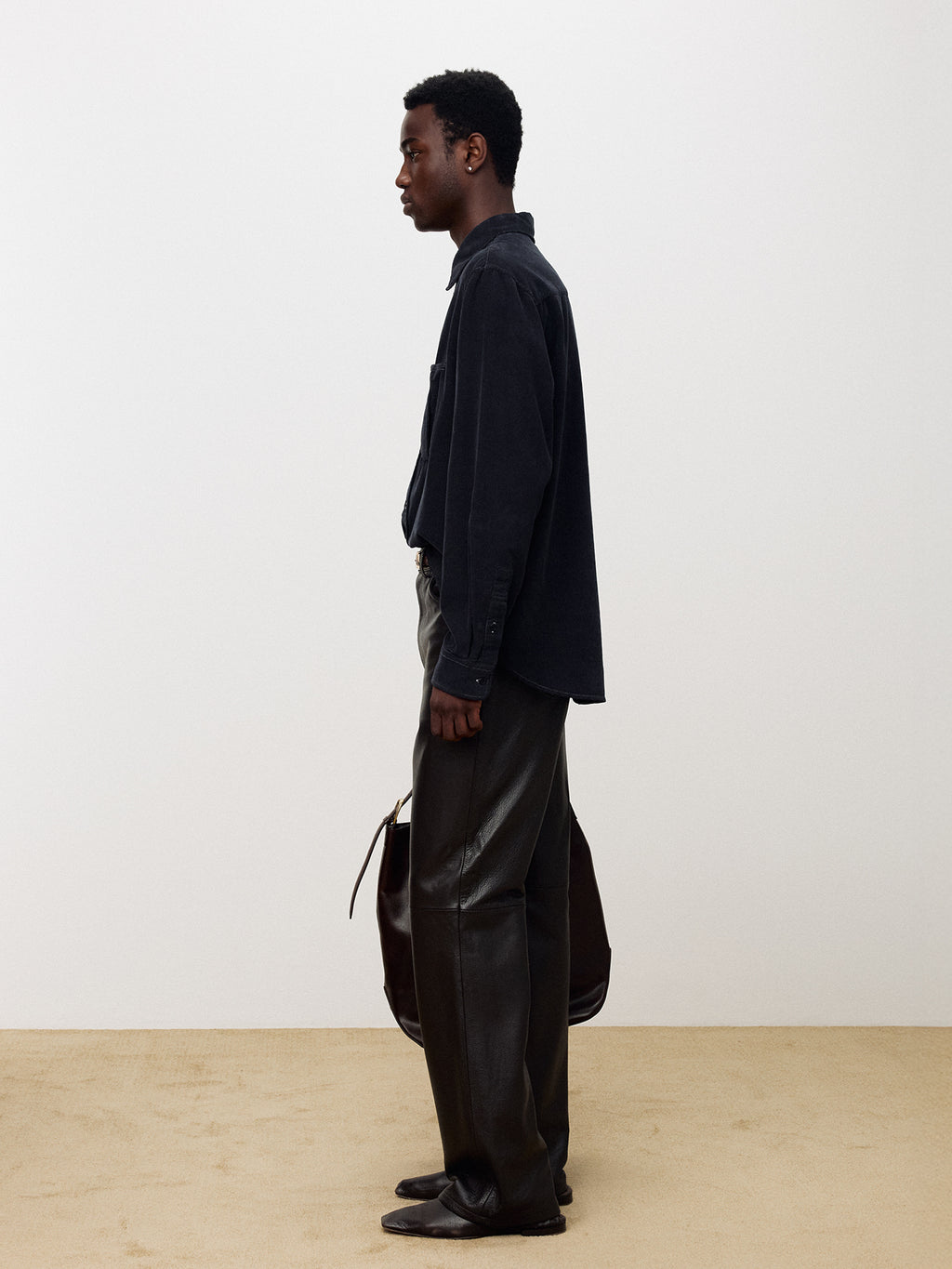 Tonywack - Garment-Dyed Corduroy Double Pocket Shirt (Navy) product image 2 | TRAB K-Fashion Australia