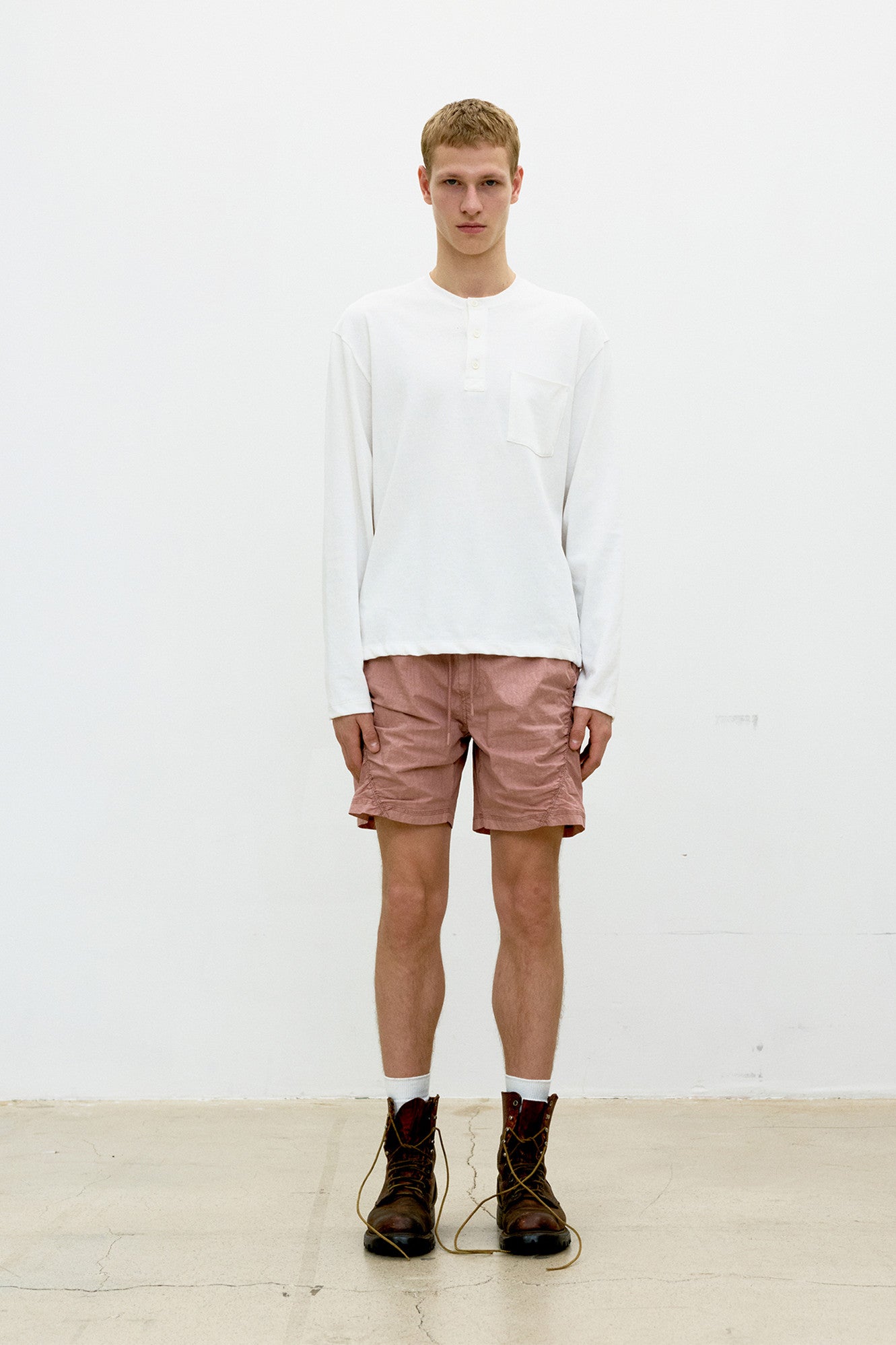 Coor - One-Pocket Long Sleeve Henley T-Shirt (White) product image 2 | TRAB K-Fashion Australia