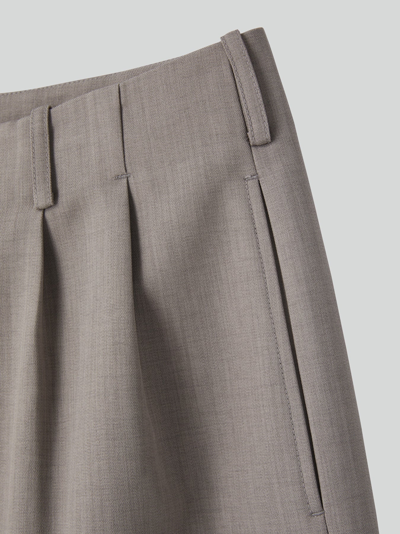 Recto - Tucked Detail Bermuda Pants (Sepia Grey) product image 7 | TRAB K-Fashion Australia
