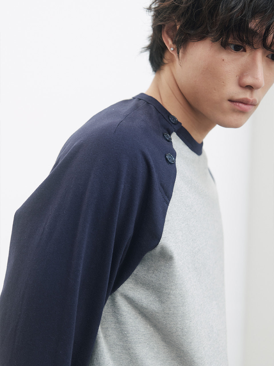 Kijun - Button Open Raglan Tee (Navy) product image 6 | TRAB K-Fashion Australia