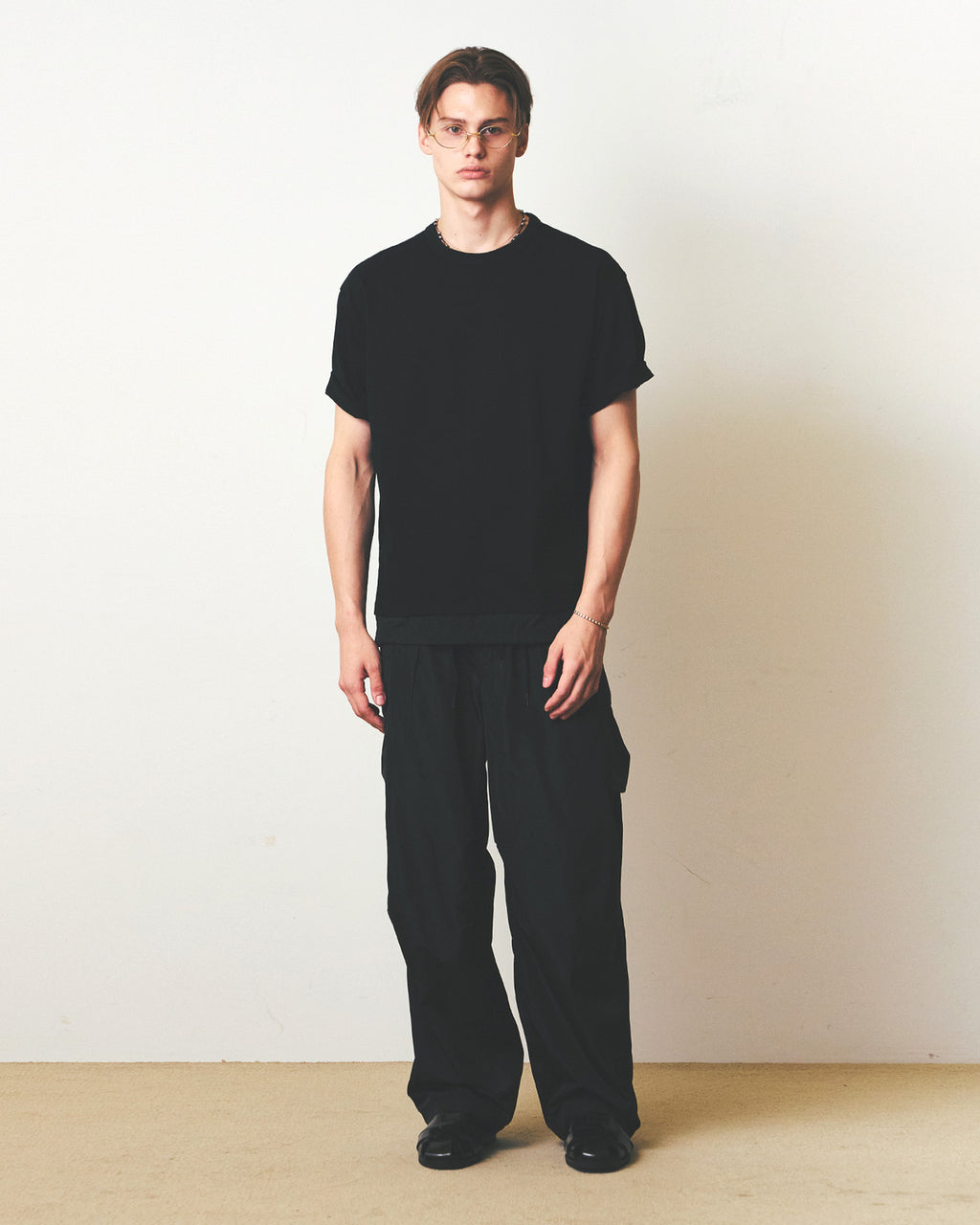 Eastlogue - Fishtail T-shirts (Black) product image 2 | TRAB K-Fashion Australia