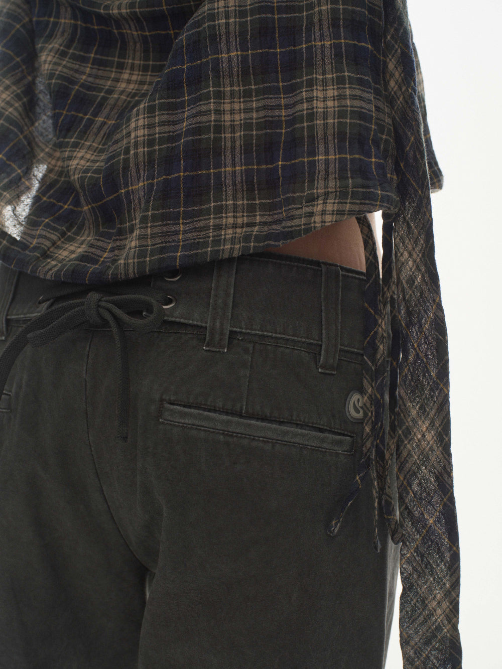 Coyseio - Double Capri Pants (Black) product image 5 | TRAB K-Fashion Australia