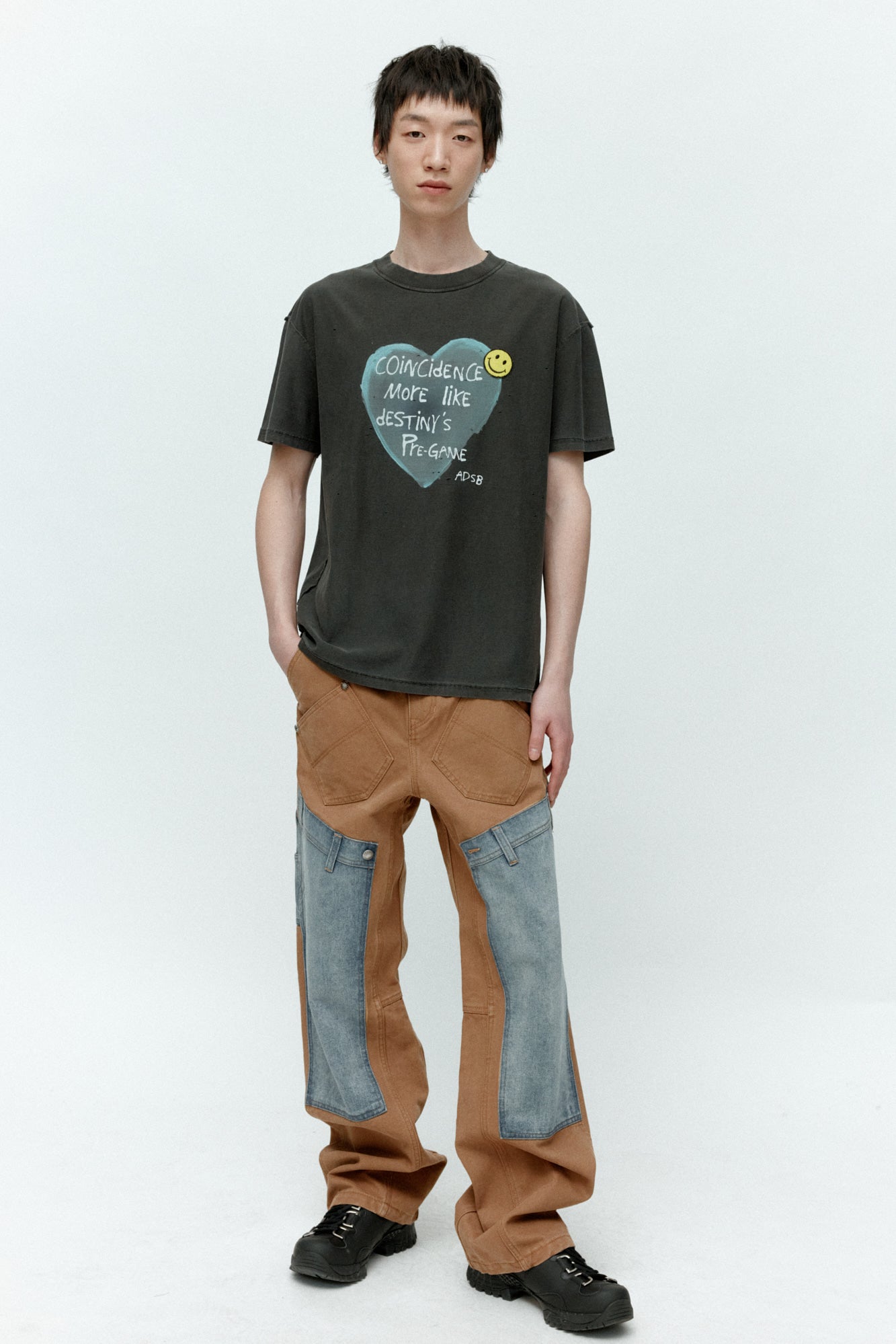 Andersson Bell - Unisex Heart Message T-Shirt (Charcoal) product image 2 | TRAB K-Fashion Australia
