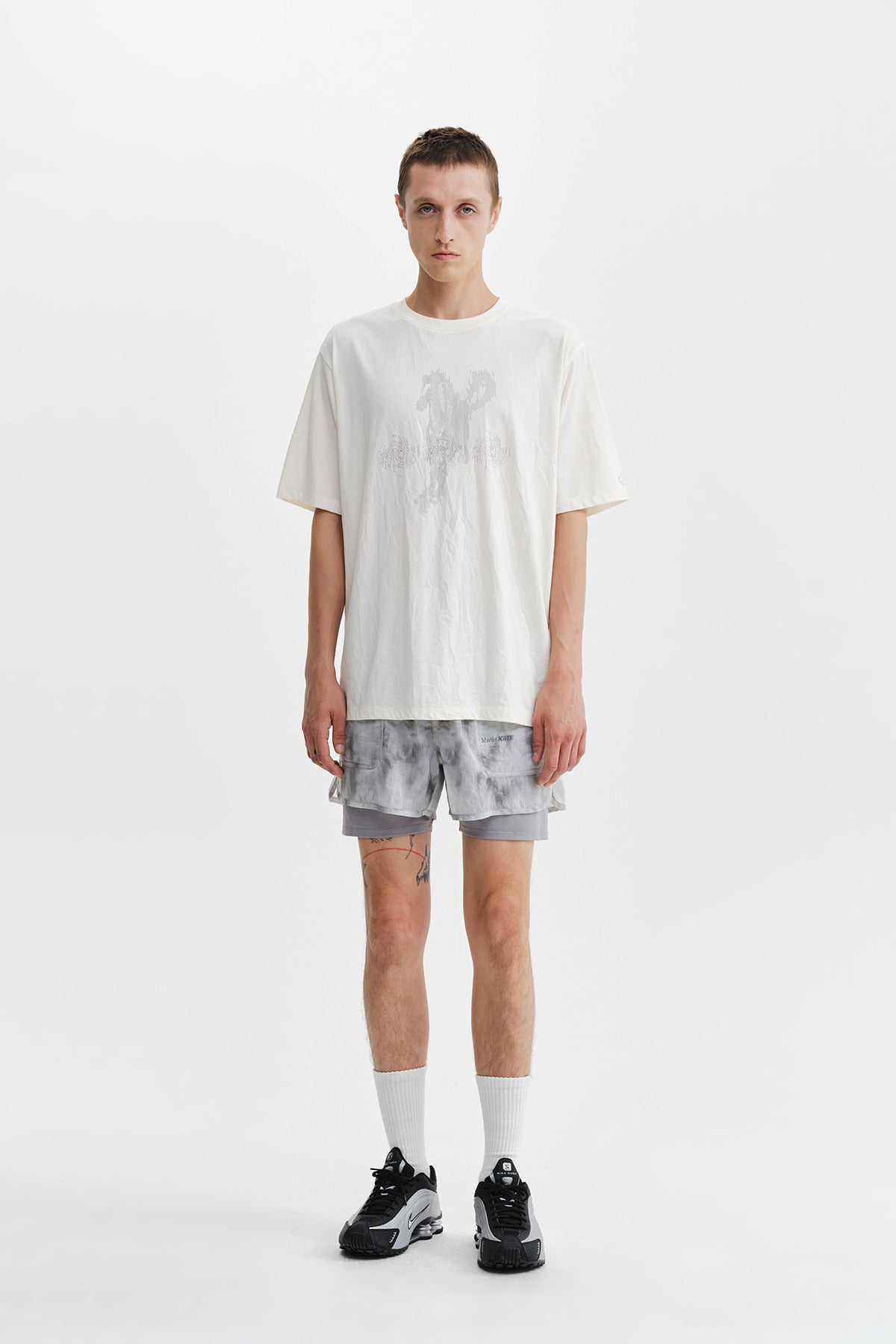 Matin Kim - Matin Pace Sprint Graffiti Top (Ivory) product image 11 | TRAB K-Fashion Australia
