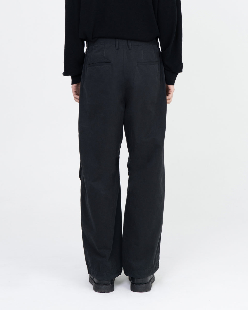 Brownyard - Washed Parachute Pants (Black) product image 2 | TRAB K-Fashion Australia