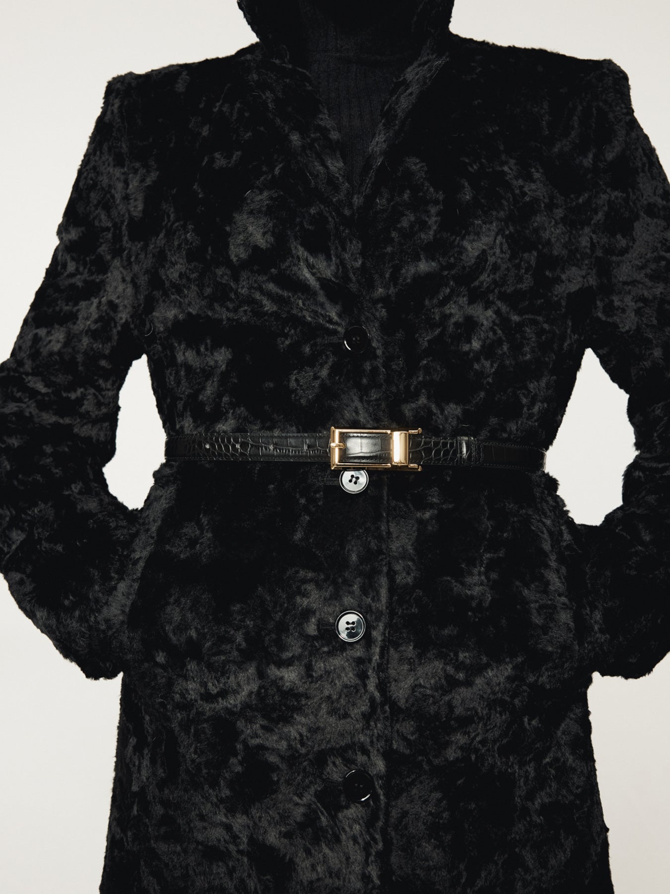 Recto - Slim Fit Faux Fur Coat (Black) product image 8 | TRAB K-Fashion Australia