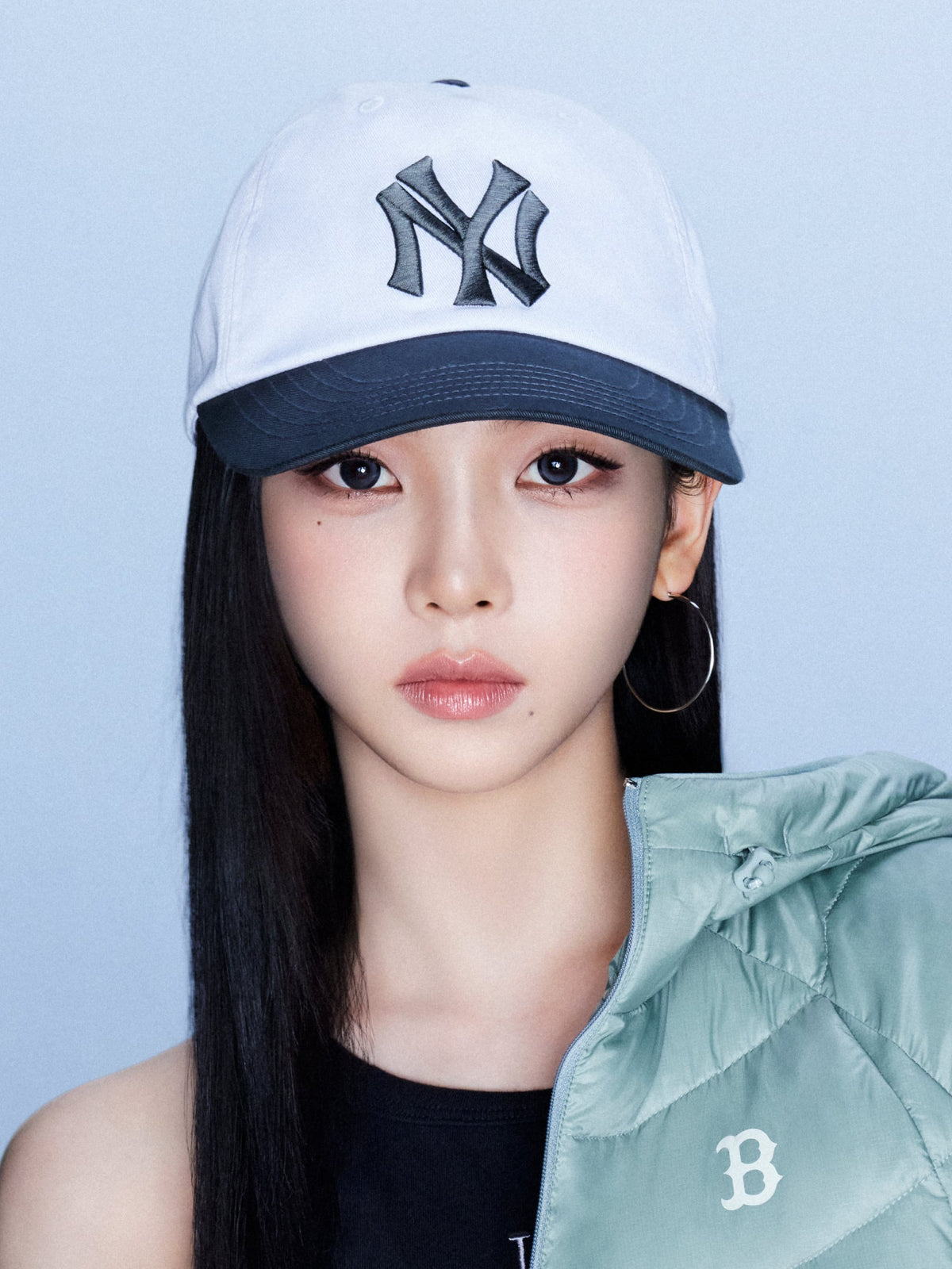 MLB Korea - MLB Q-Fit Color Block Unstructured Ball Cap New York Yankees (Dark Gray) product image 1 | TRAB K-Fashion Australia