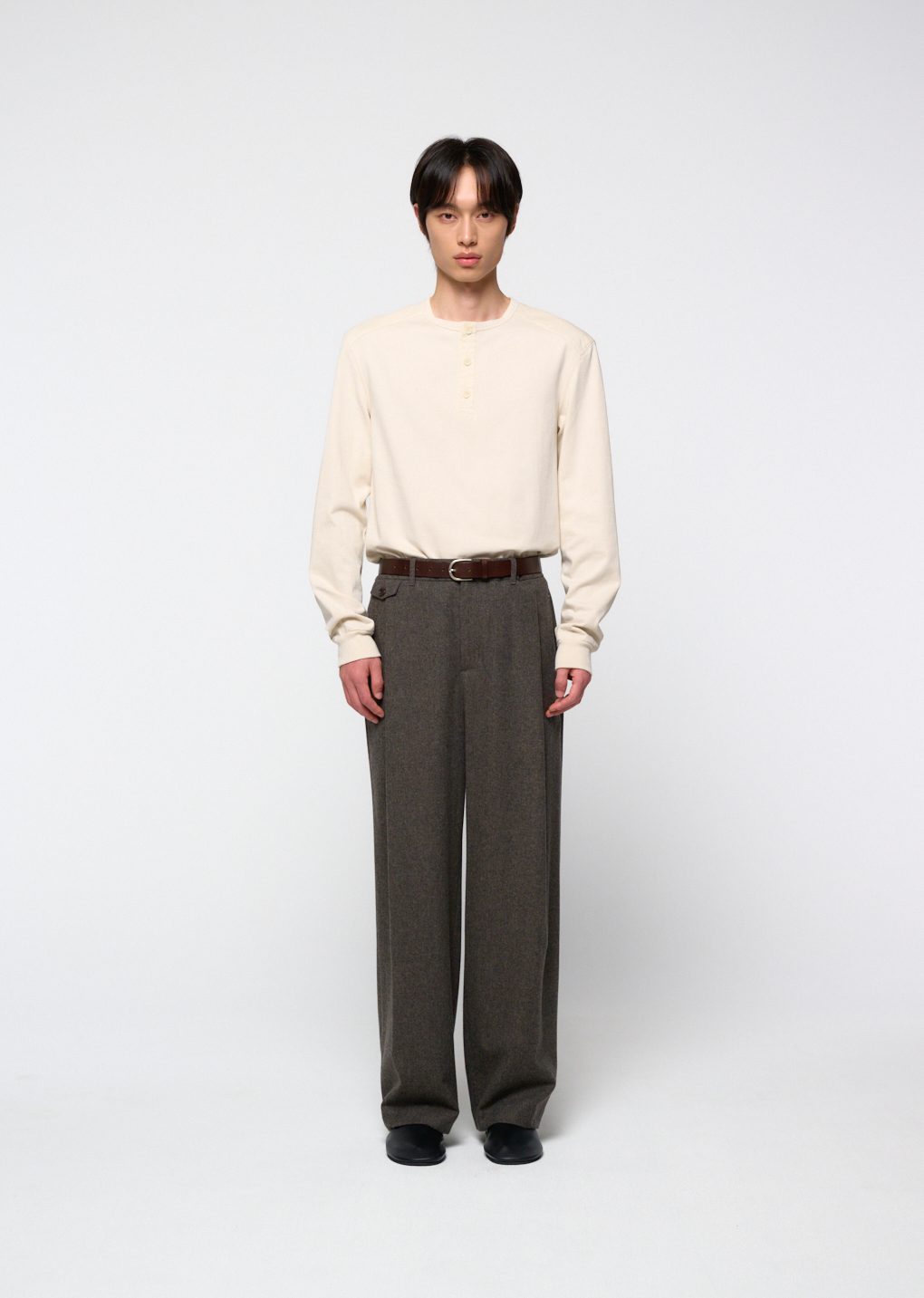 Amomento - Tapered wool pants (Charcoal) product image 2 | TRAB K-Fashion Australia