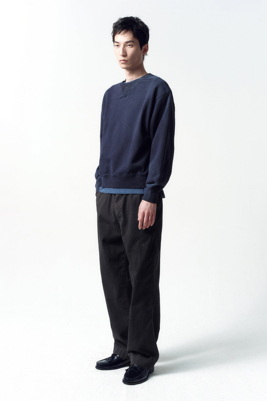 Insilence - Vintage SweatShirt (Vintage Navy) product image 3 | TRAB K-Fashion Australia