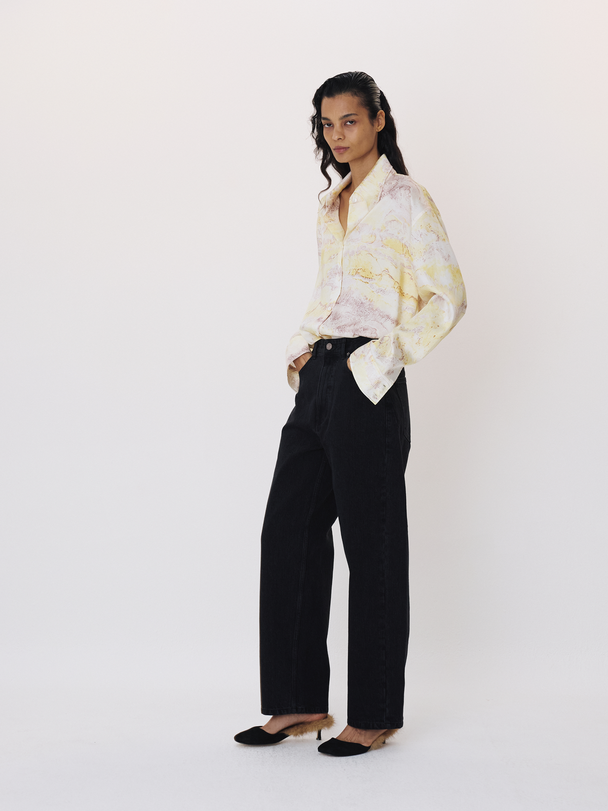 Recto - 90’s High-Rise Curved Leg Jeans (Black) product image 2 | TRAB K-Fashion Australia