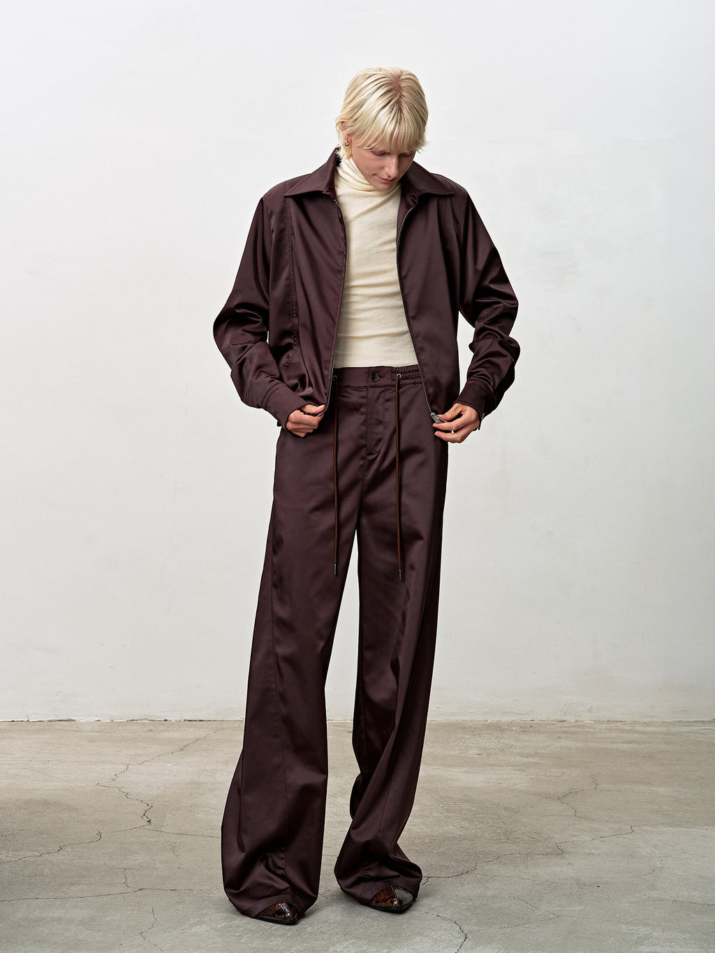 Tonywack - Silky Banding Lounge Pants (Brown) product image 4 | TRAB K-Fashion Australia