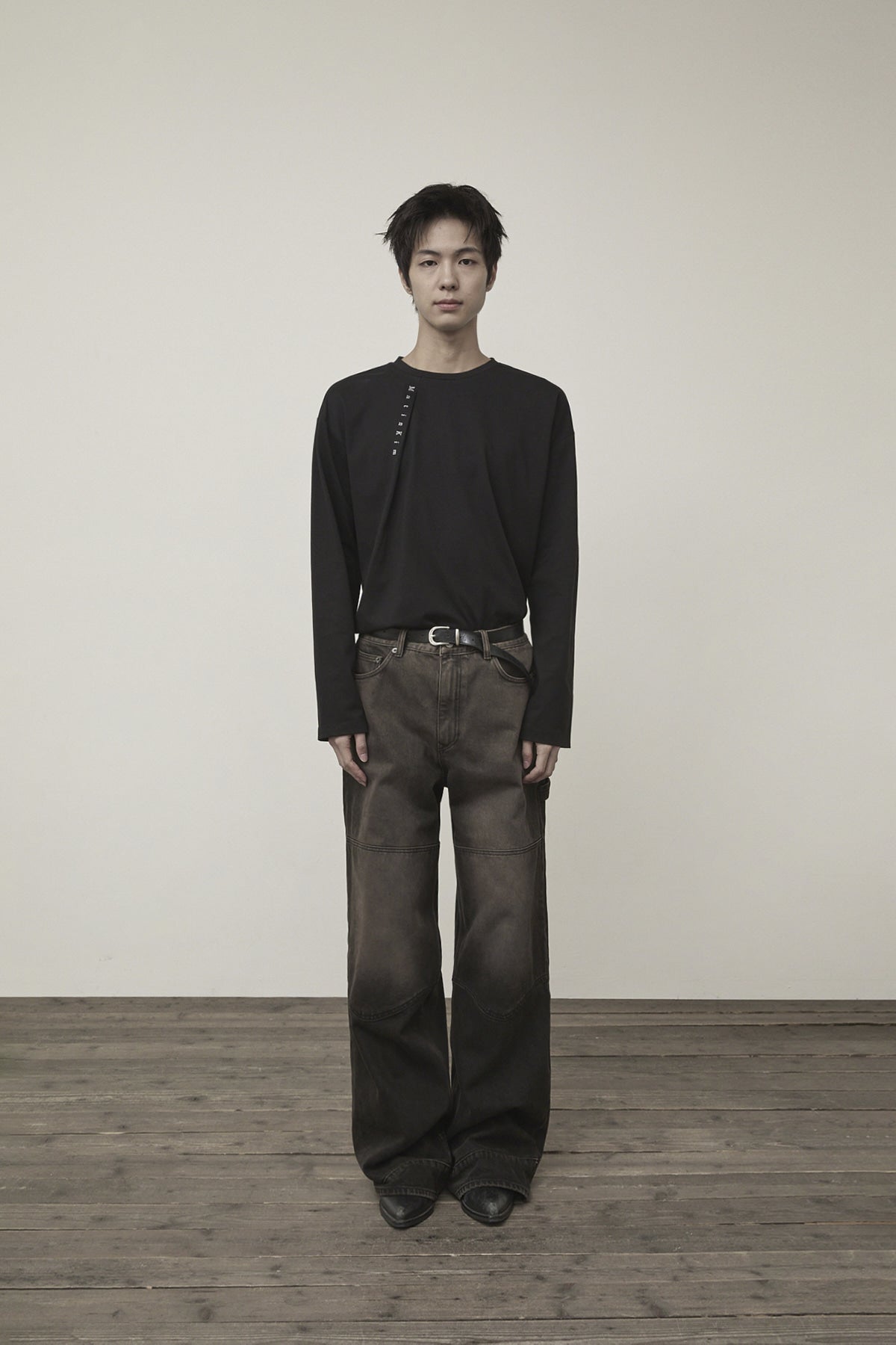 Matin Kim - Tuck Point Long Sleeve Top (Black) product image 5 | TRAB K-Fashion Australia