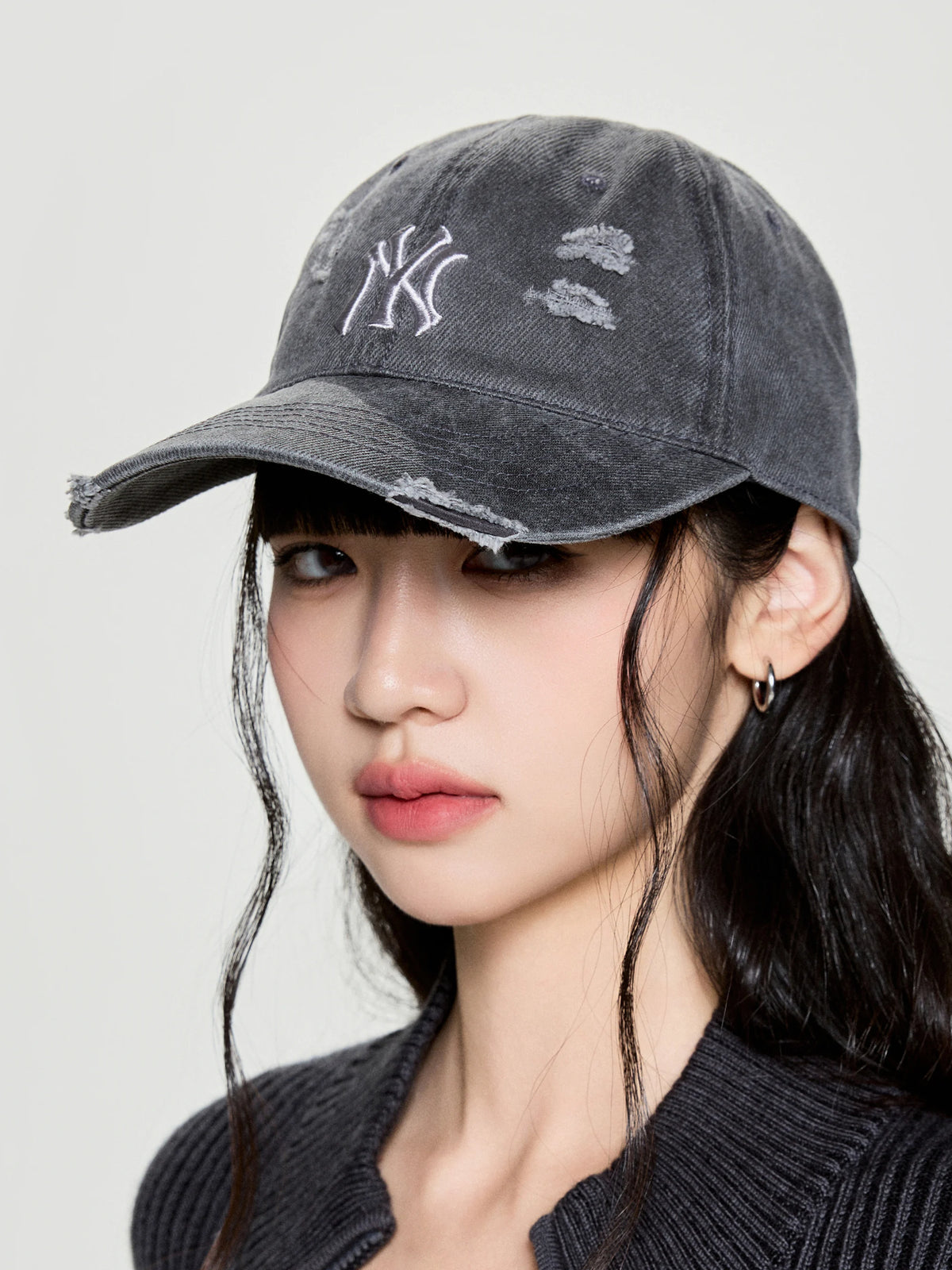 MLB Korea - MLB Damaged Washed Unstructured Ball Cap New York Yankees (Dark Gray) product image 3 | TRAB K-Fashion Australia