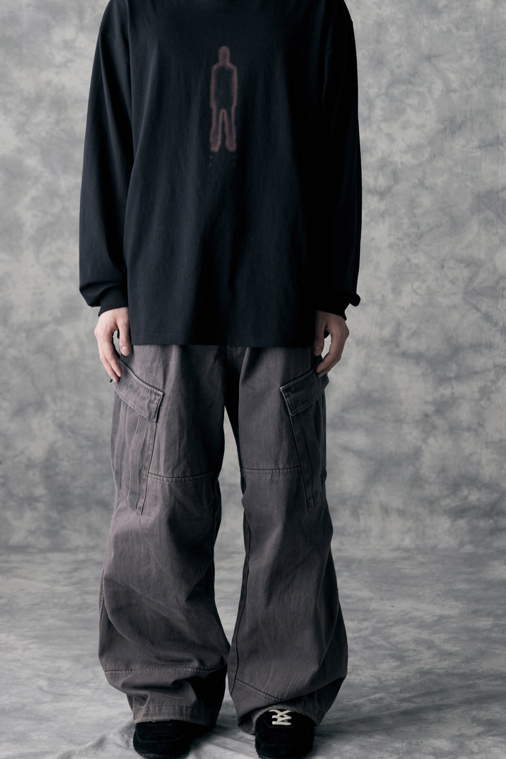 Hatchingroom - Red Ghost Tee (Black) product image 9 | TRAB K-Fashion Australia