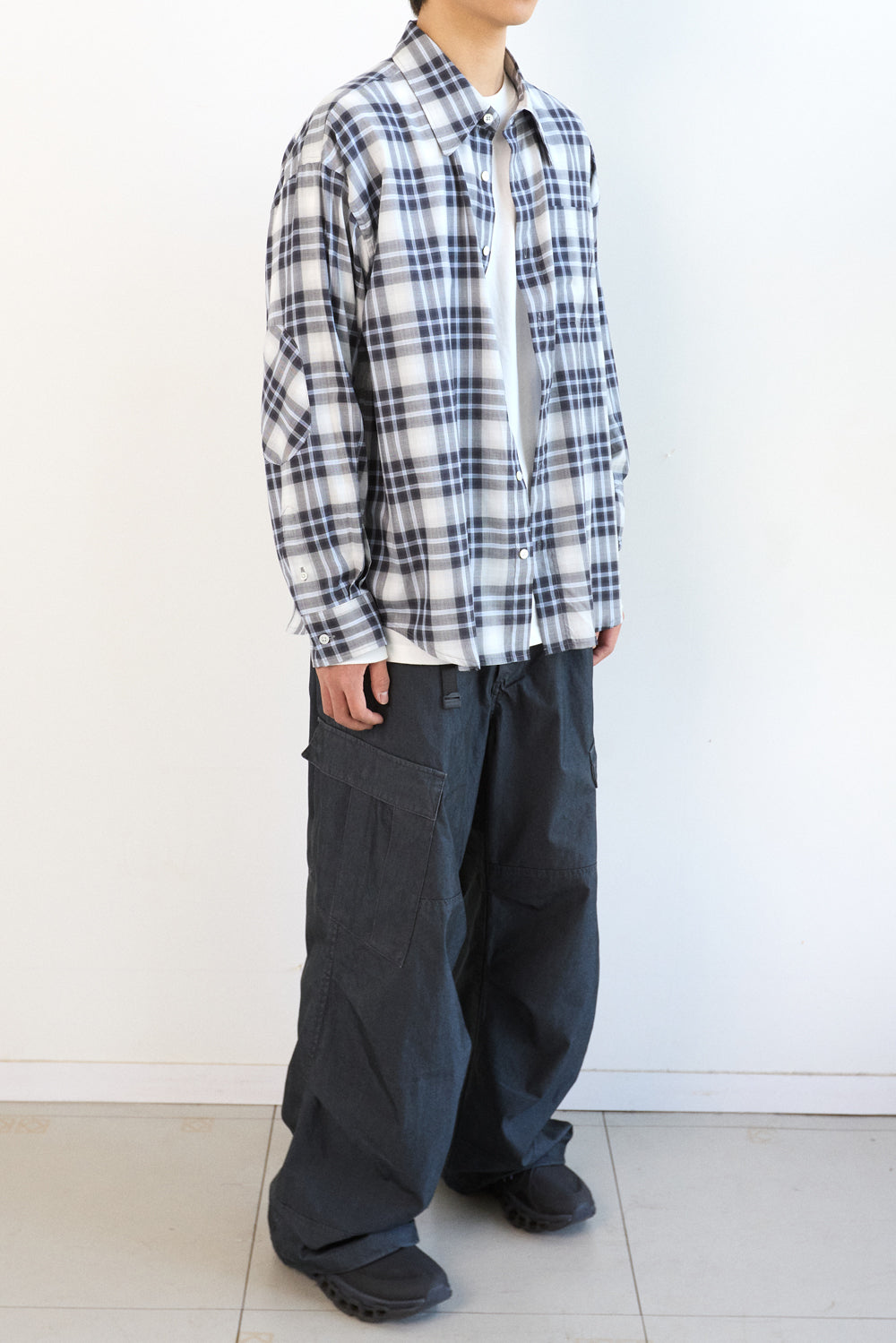 Hatchingroom - Archive Shirt V2 Herringbone Oreo Check (Blue) product image 7 | TRAB K-Fashion Australia