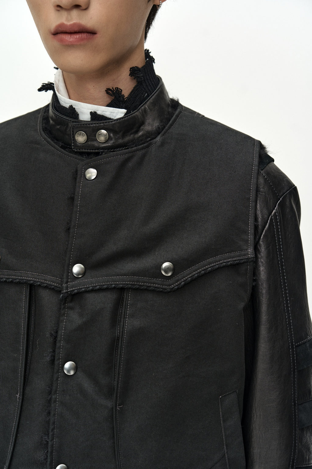 Andersson Bell - Unisex Reversible Collarless Fur Vest (Black) product image 10 | TRAB K-Fashion Australia