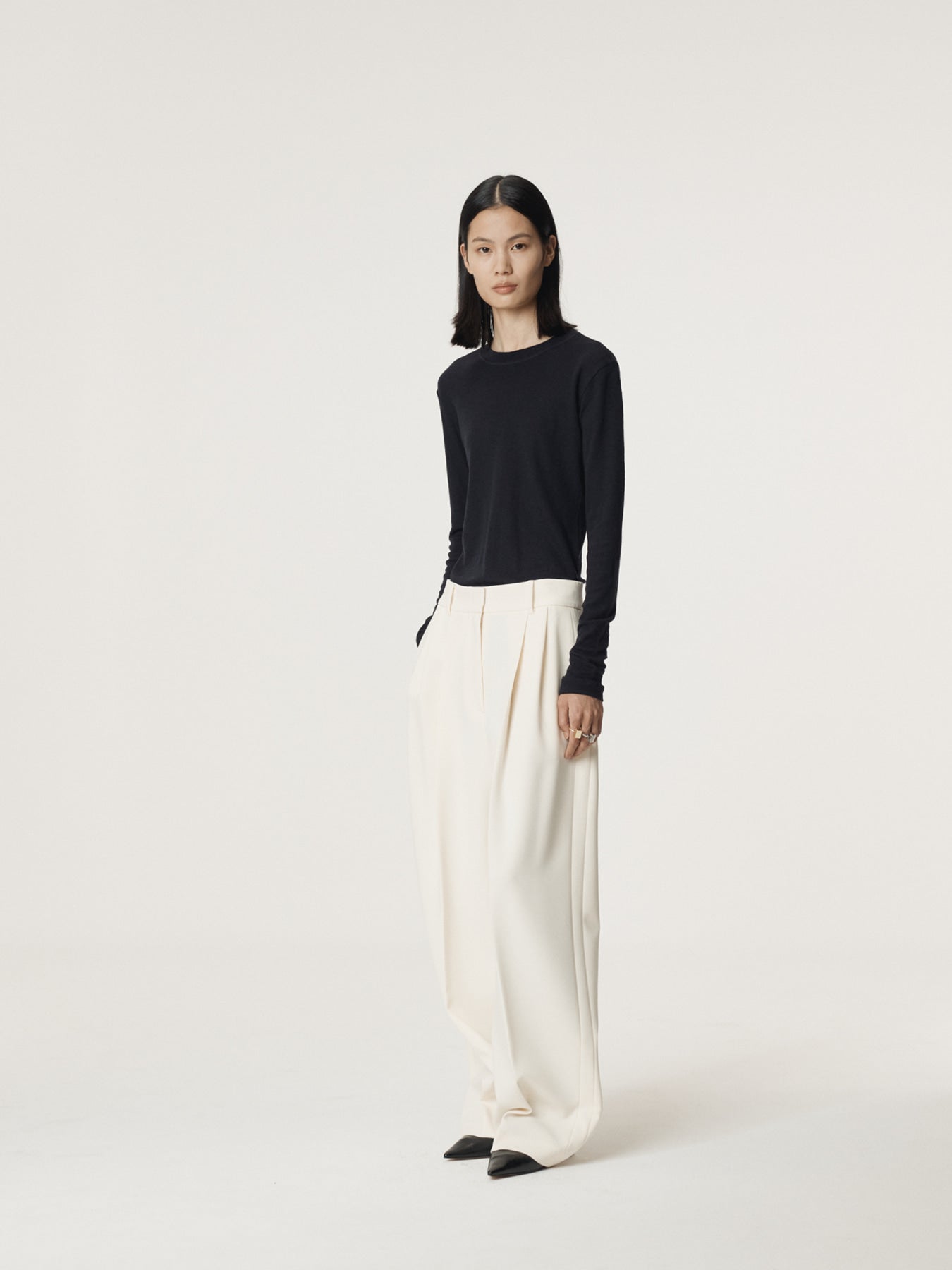 Recto - Double Pleated Wide Pants (Cream) product image 3 | TRAB K-Fashion Australia