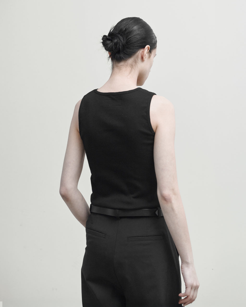 Brownyard - V Neck Top Sleeveless (Black) product image 2 | TRAB K-Fashion Australia